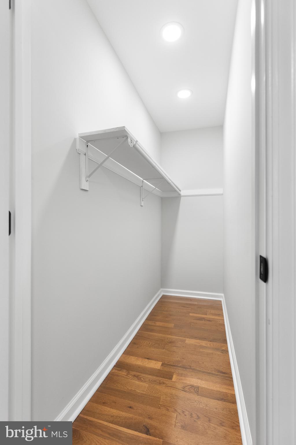 WHITE HOUSE HEIGHTS - Residential