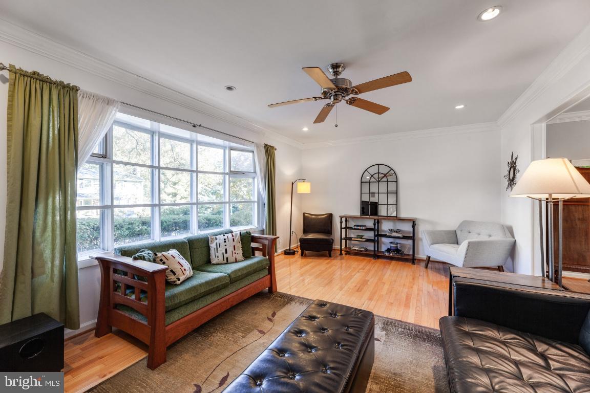 ROLLING VALLEY - Residential