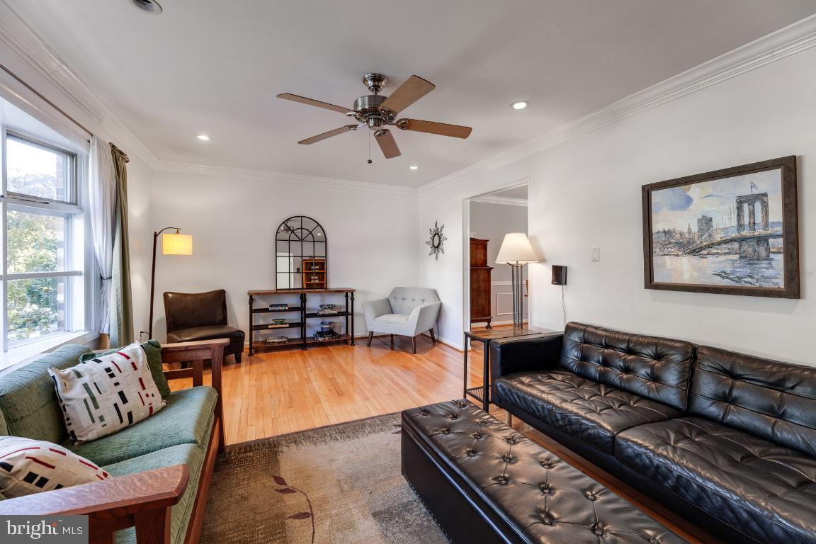 ROLLING VALLEY - Residential