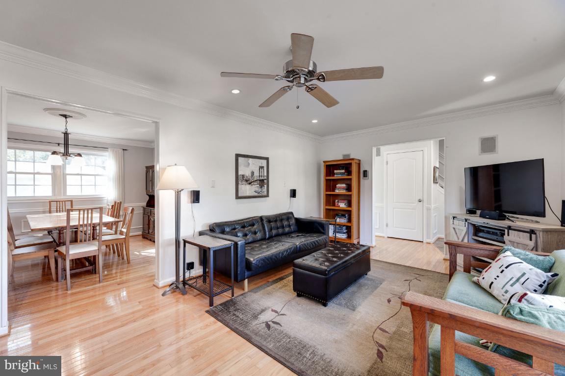 ROLLING VALLEY - Residential