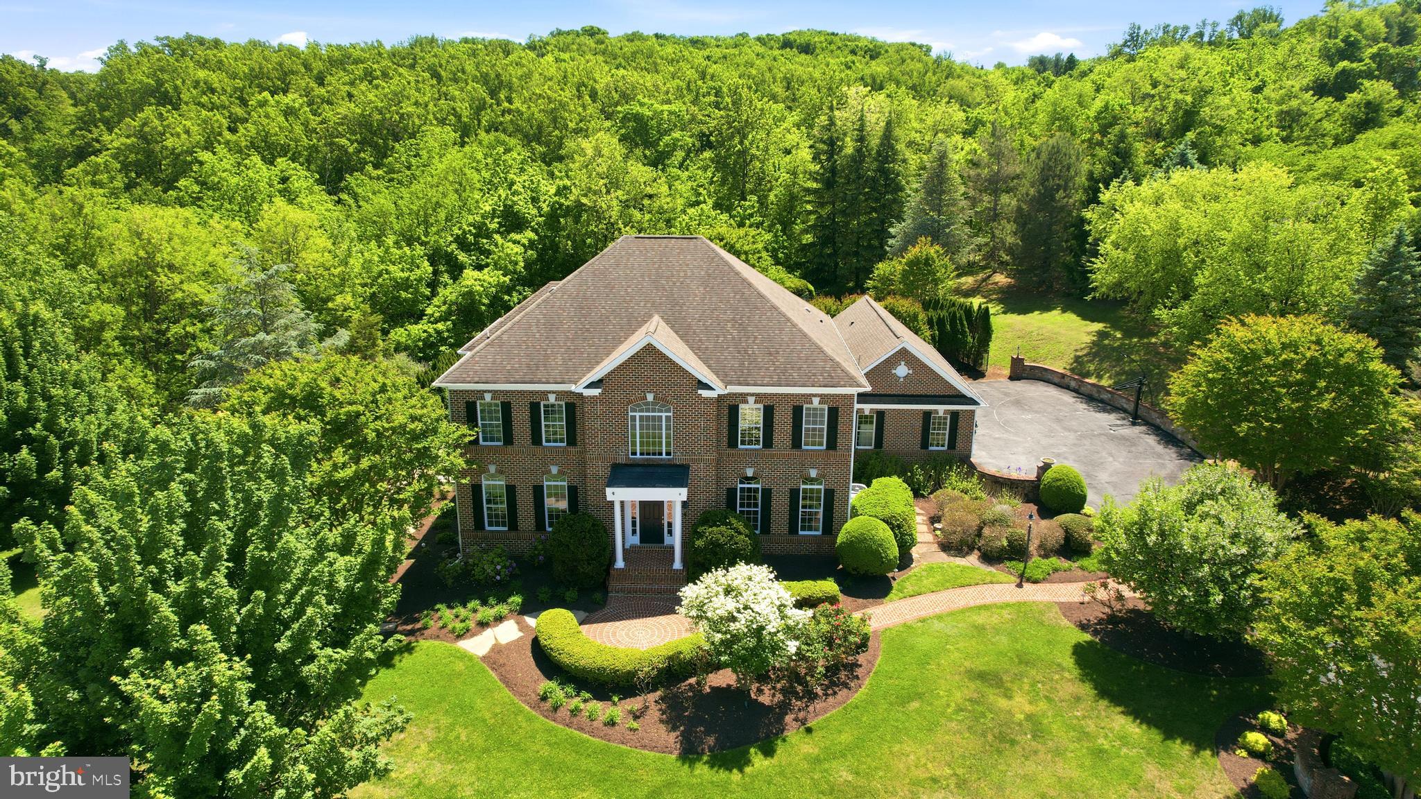 STONELEIGH - Residential