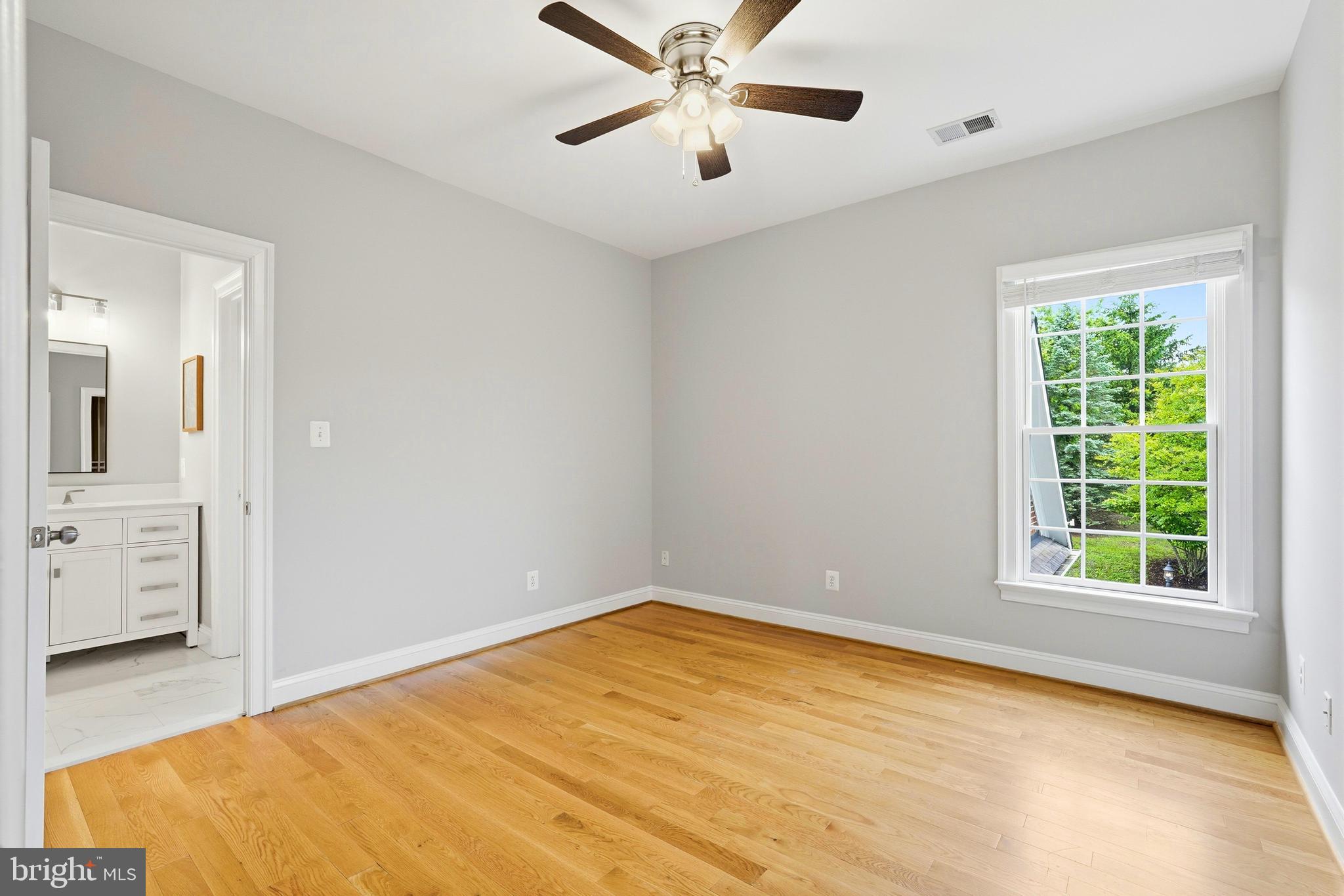 STONELEIGH - Residential
