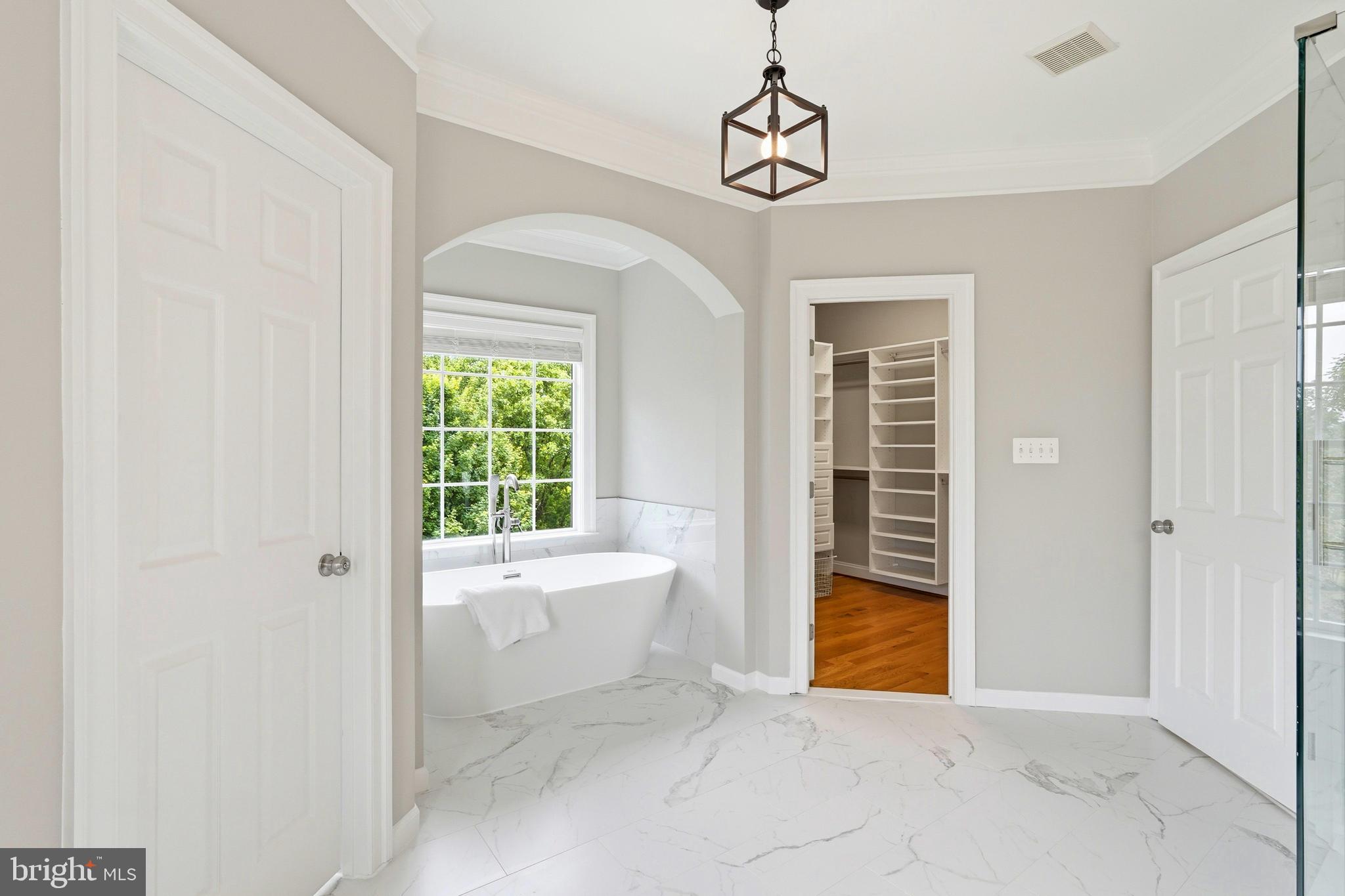 STONELEIGH - Residential