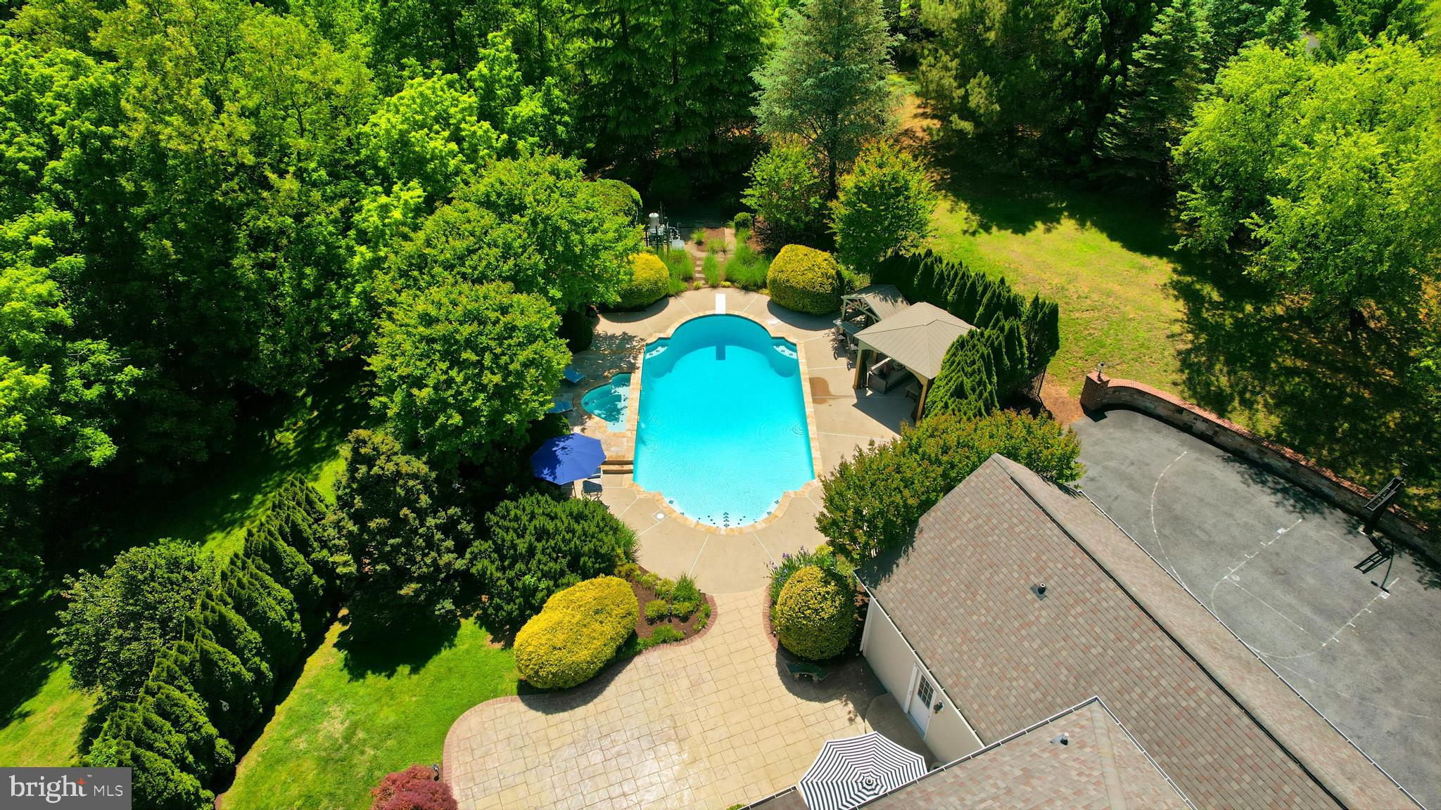 STONELEIGH - Residential