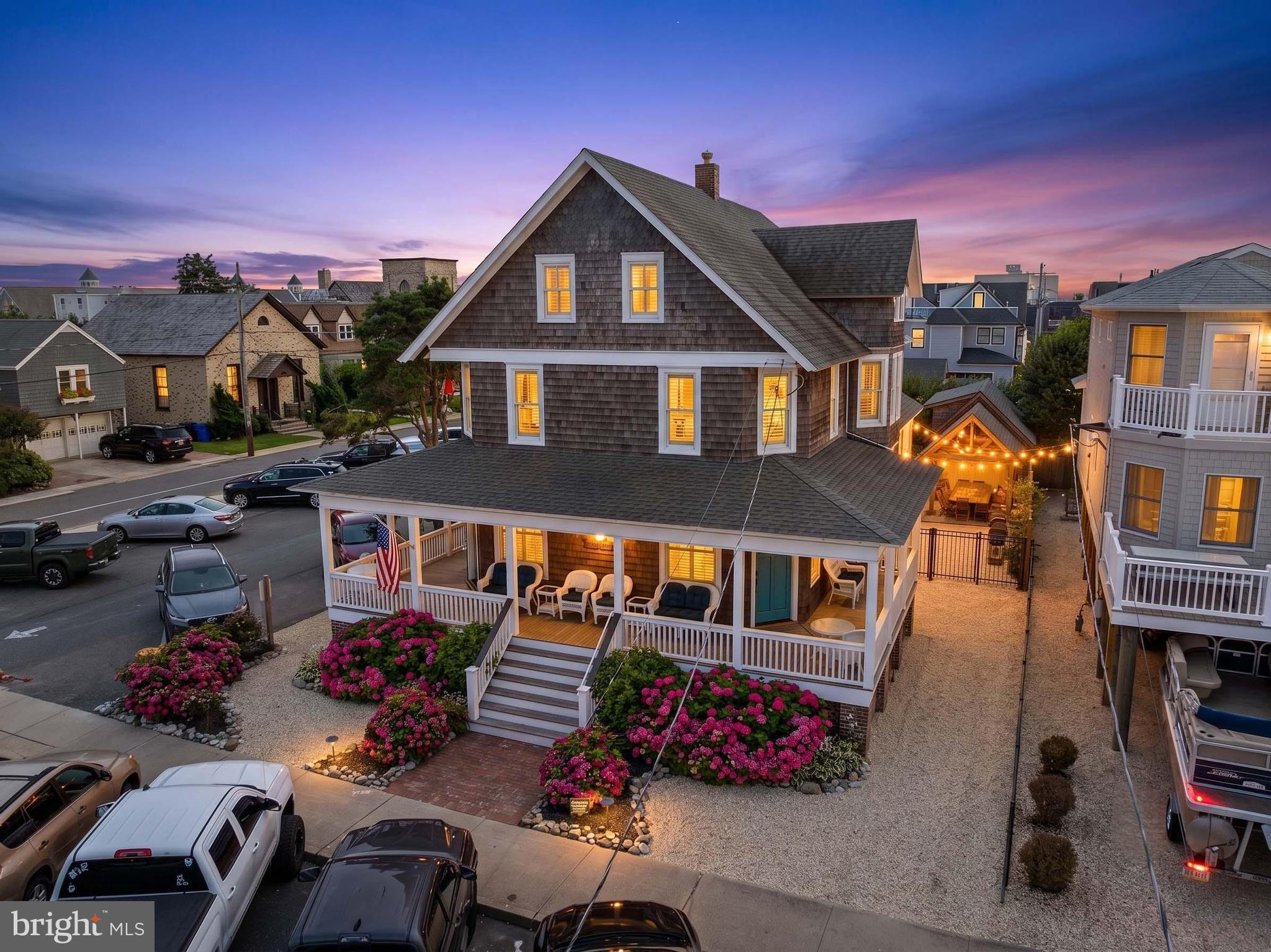 204 SECOND STREET
