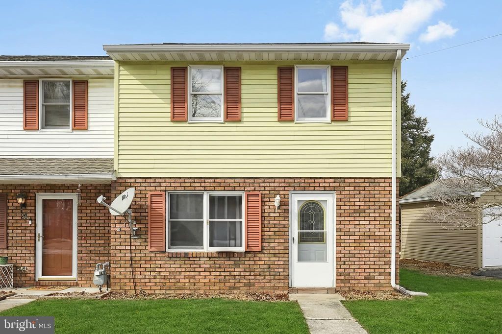 Photo of 21 5th Street, HANOVER, PA 17331 (MLS # PAYK2095054)