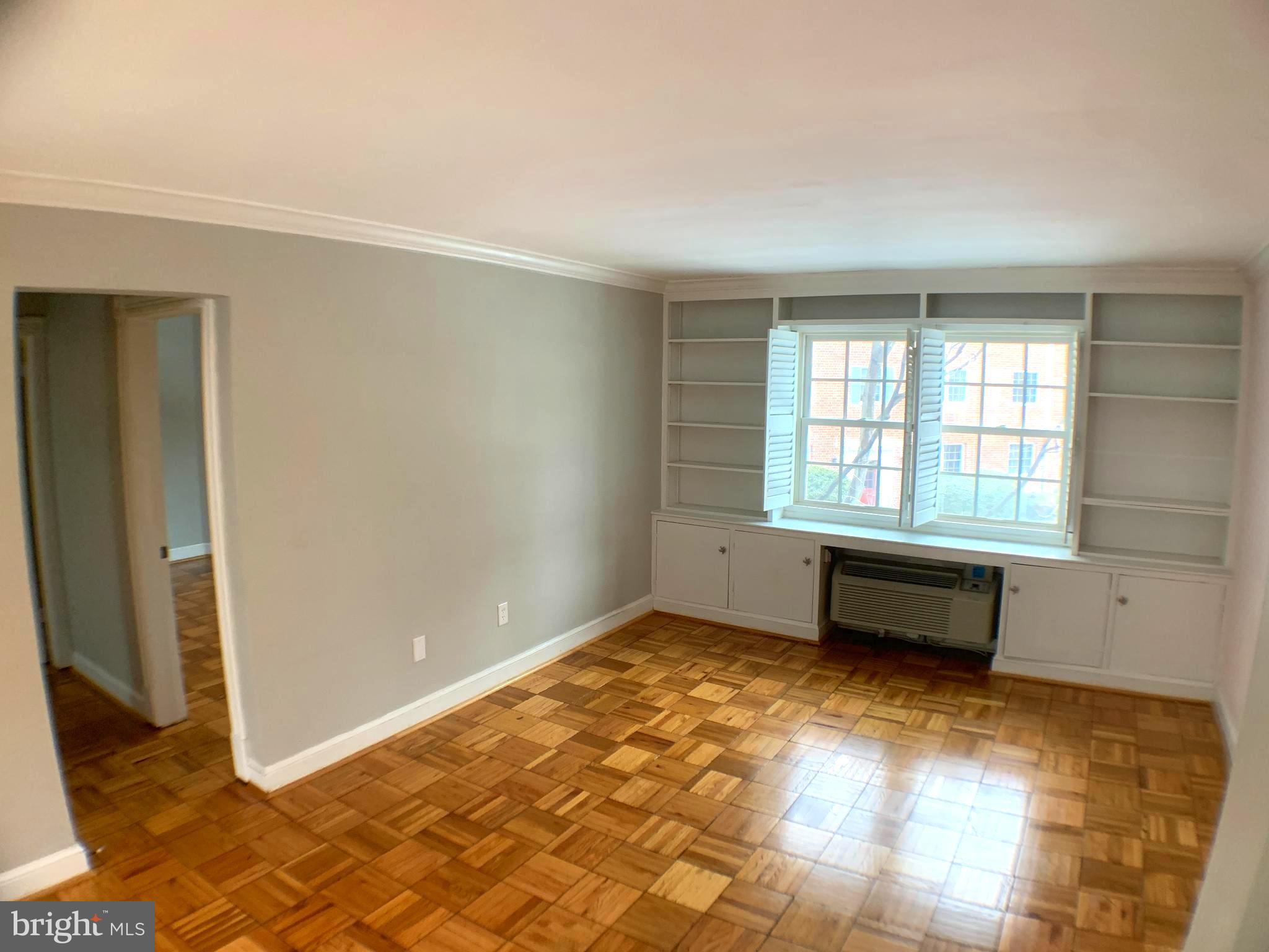 POTOWMACK CROSSING - Residential Lease