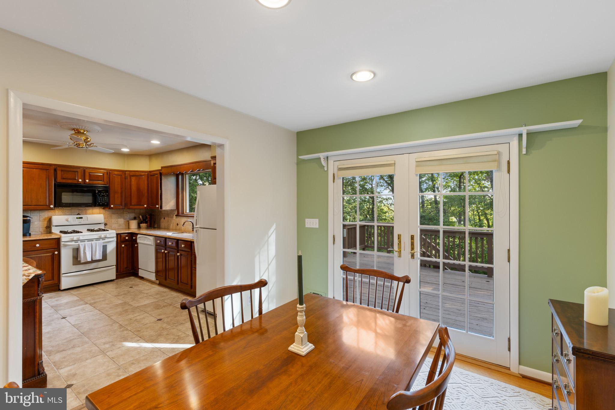 ELKRIDGE HEIGHTS - Residential