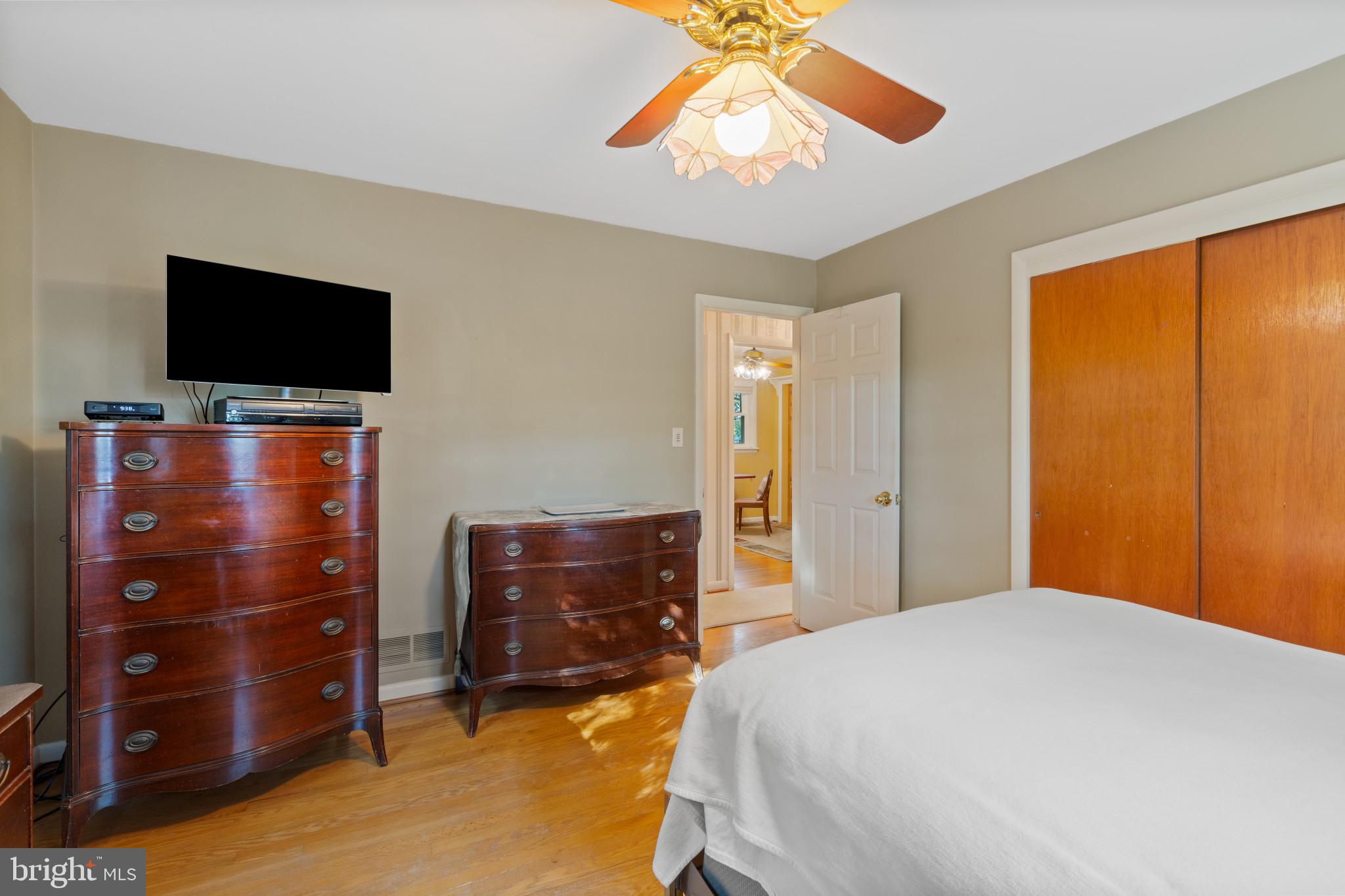 ELKRIDGE HEIGHTS - Residential