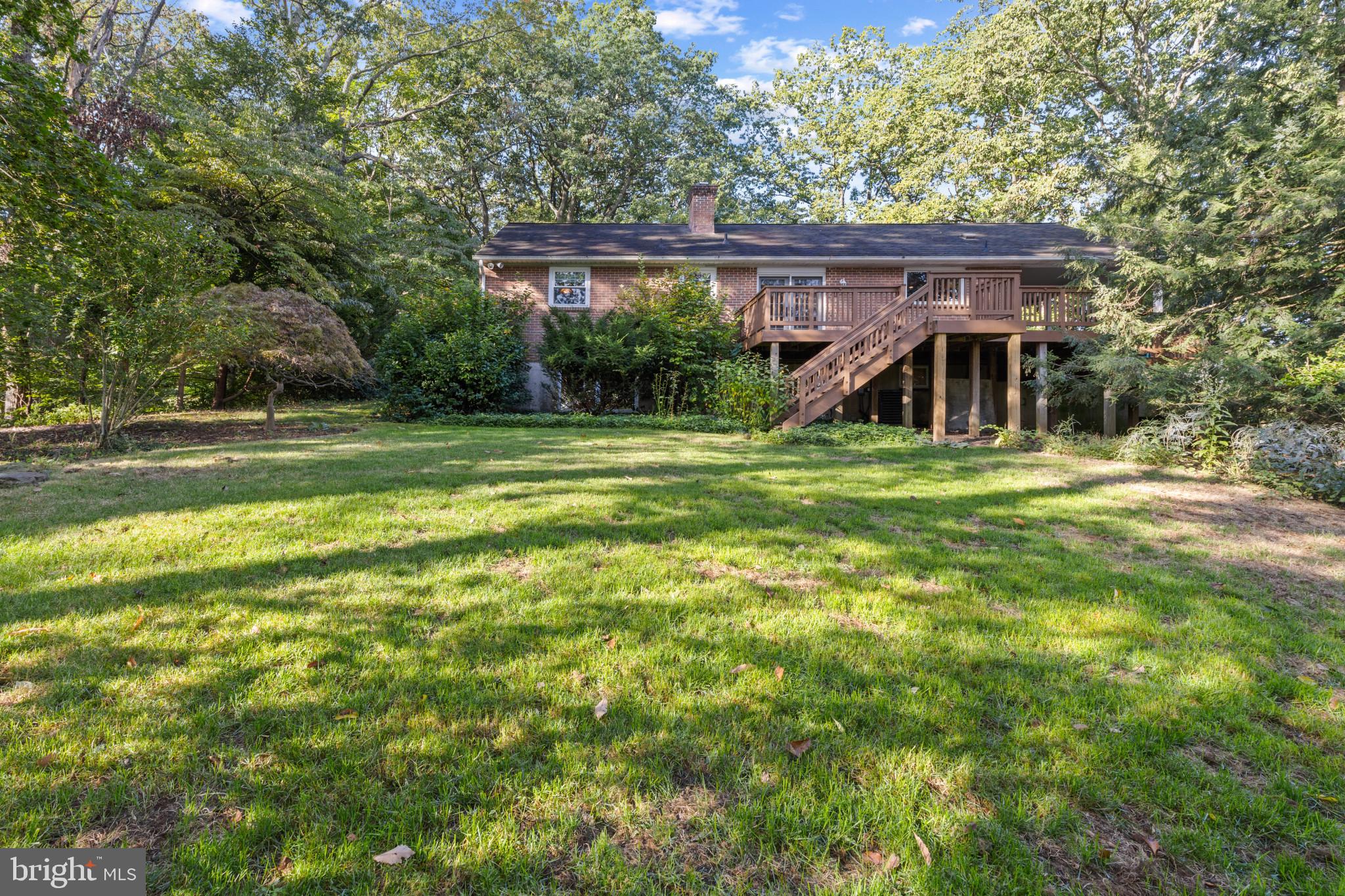 5901 RUSTIC LANE