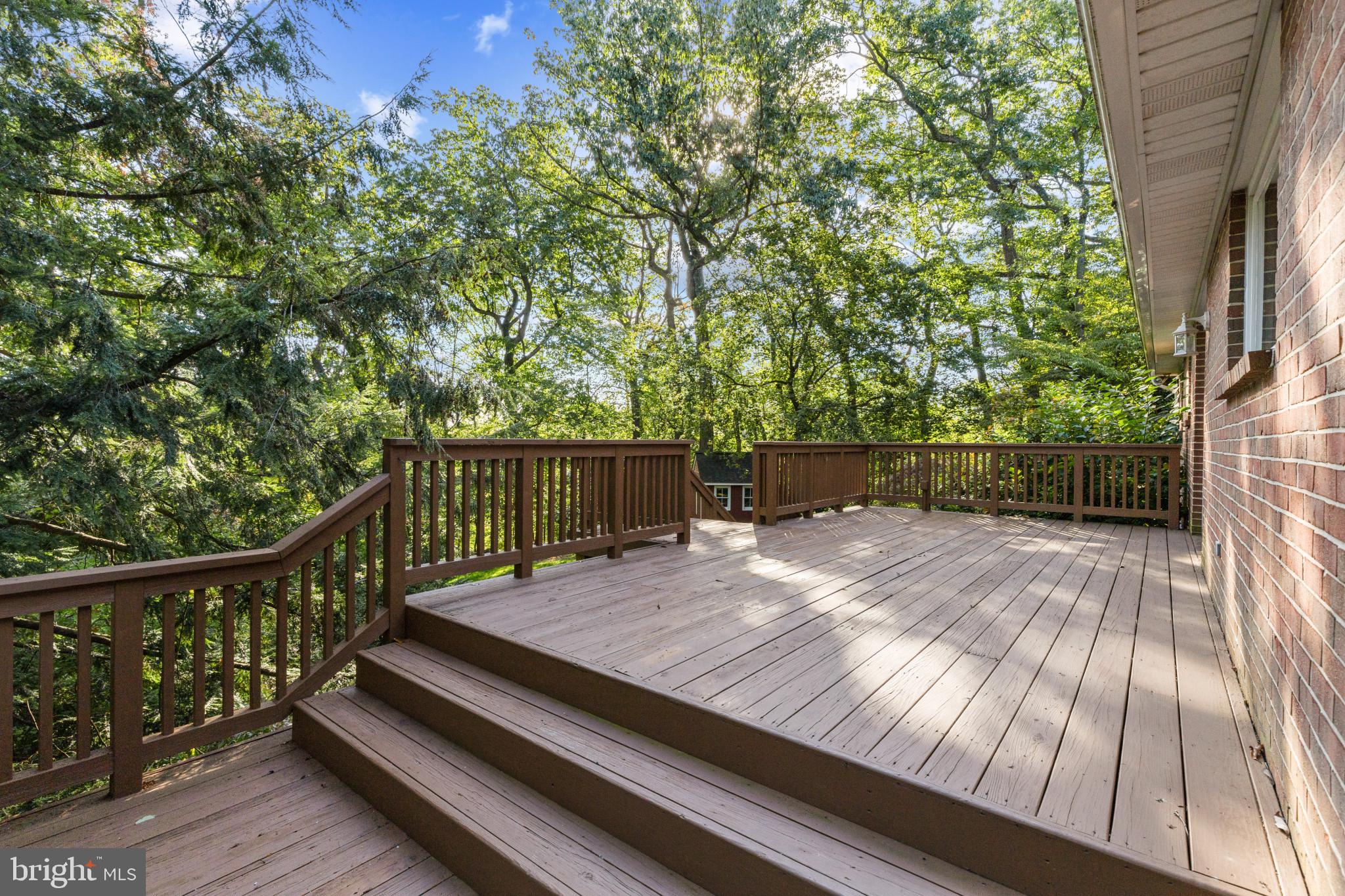 ELKRIDGE HEIGHTS - Residential