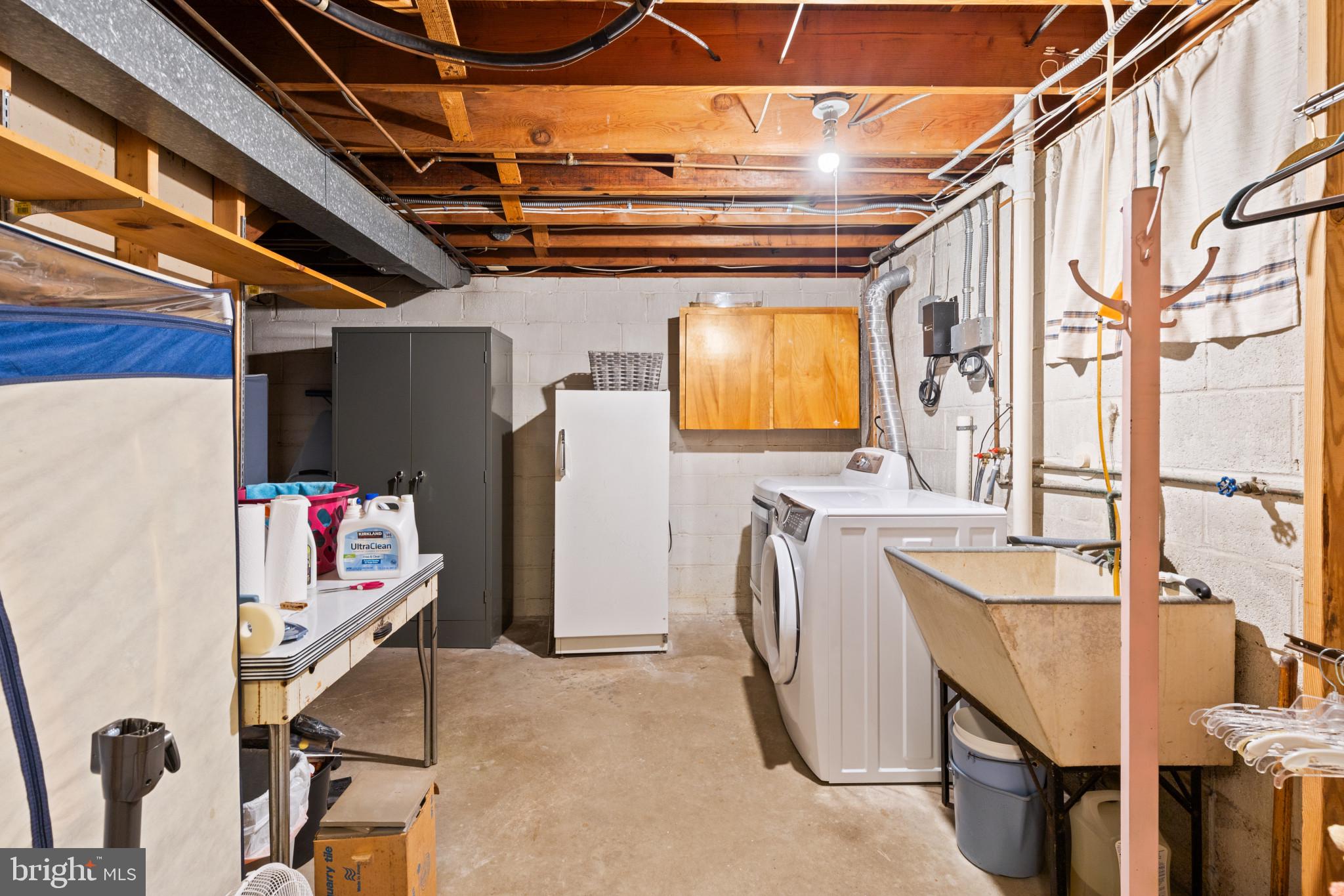 ELKRIDGE HEIGHTS - Residential