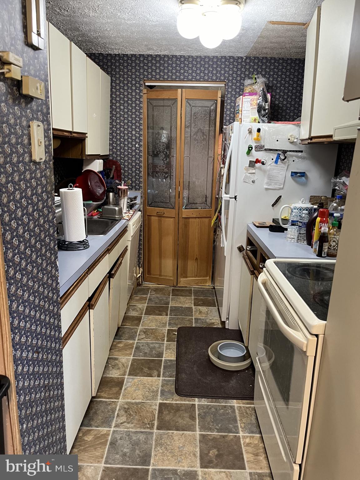 VILLAGE OF OWEN BROWN - Residential