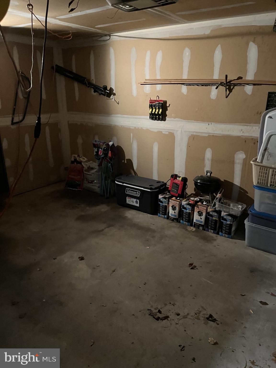 VILLAGE OF OWEN BROWN - Residential