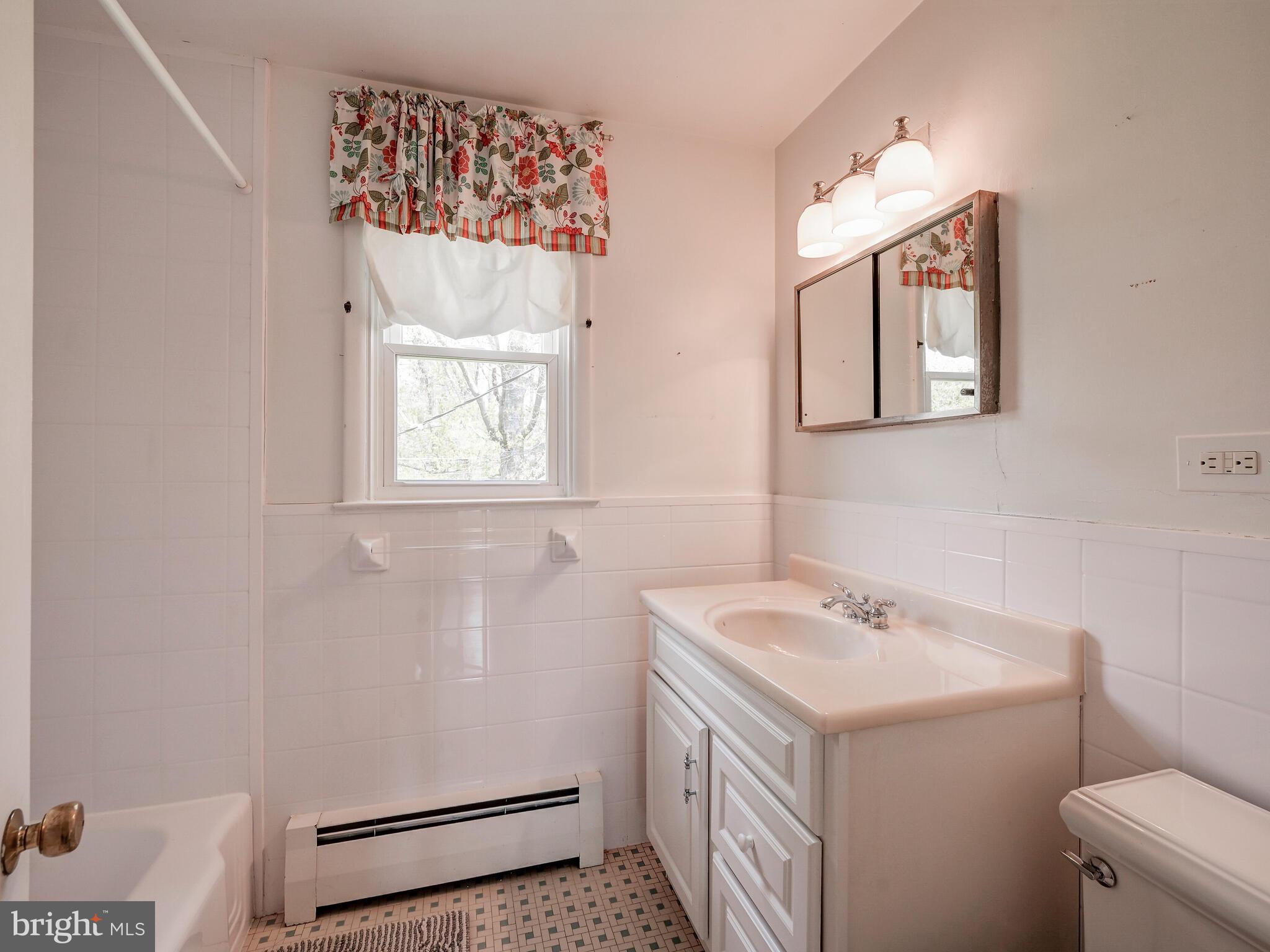 MINE BANK - Residential