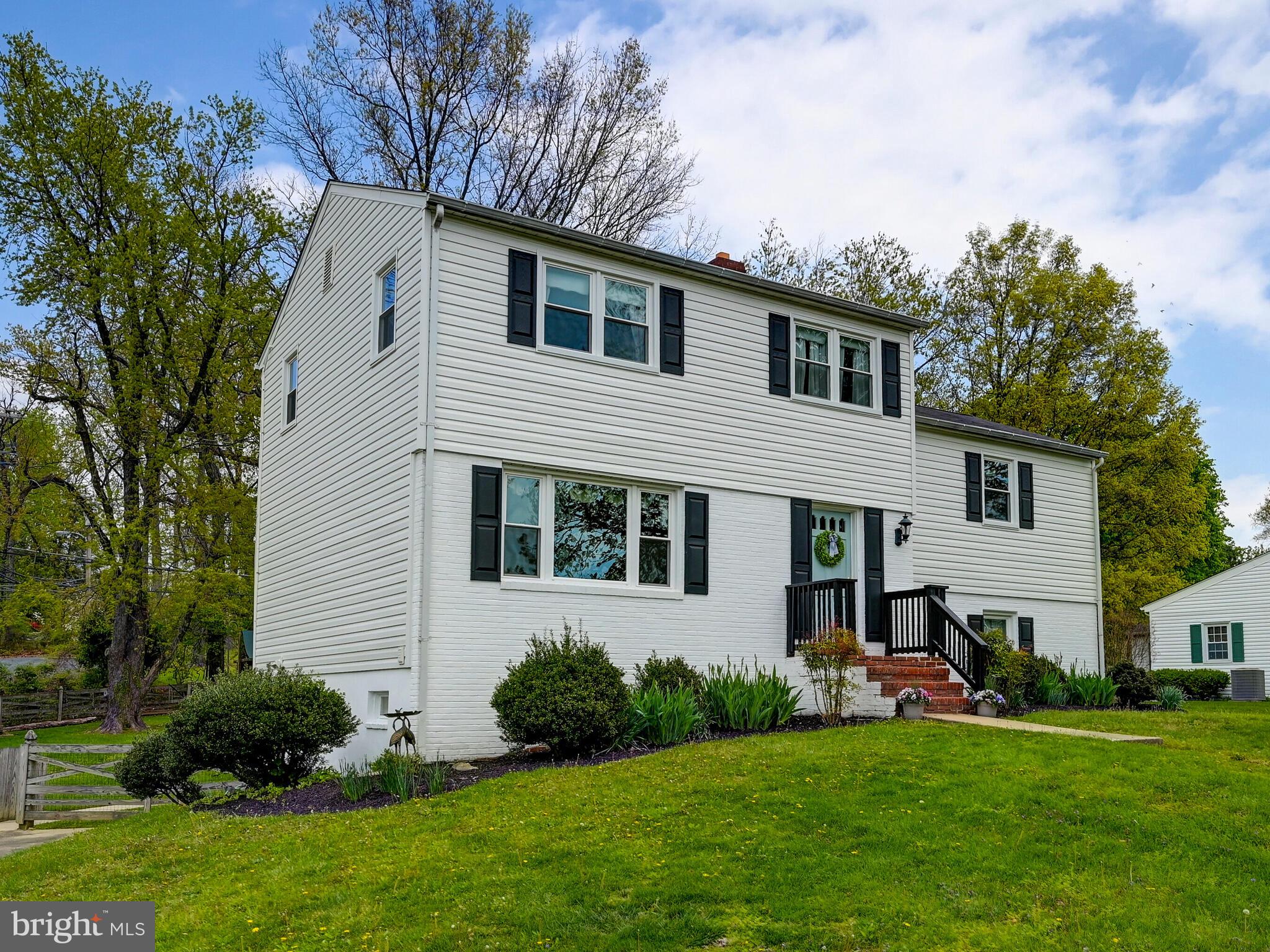 MINE BANK - Residential