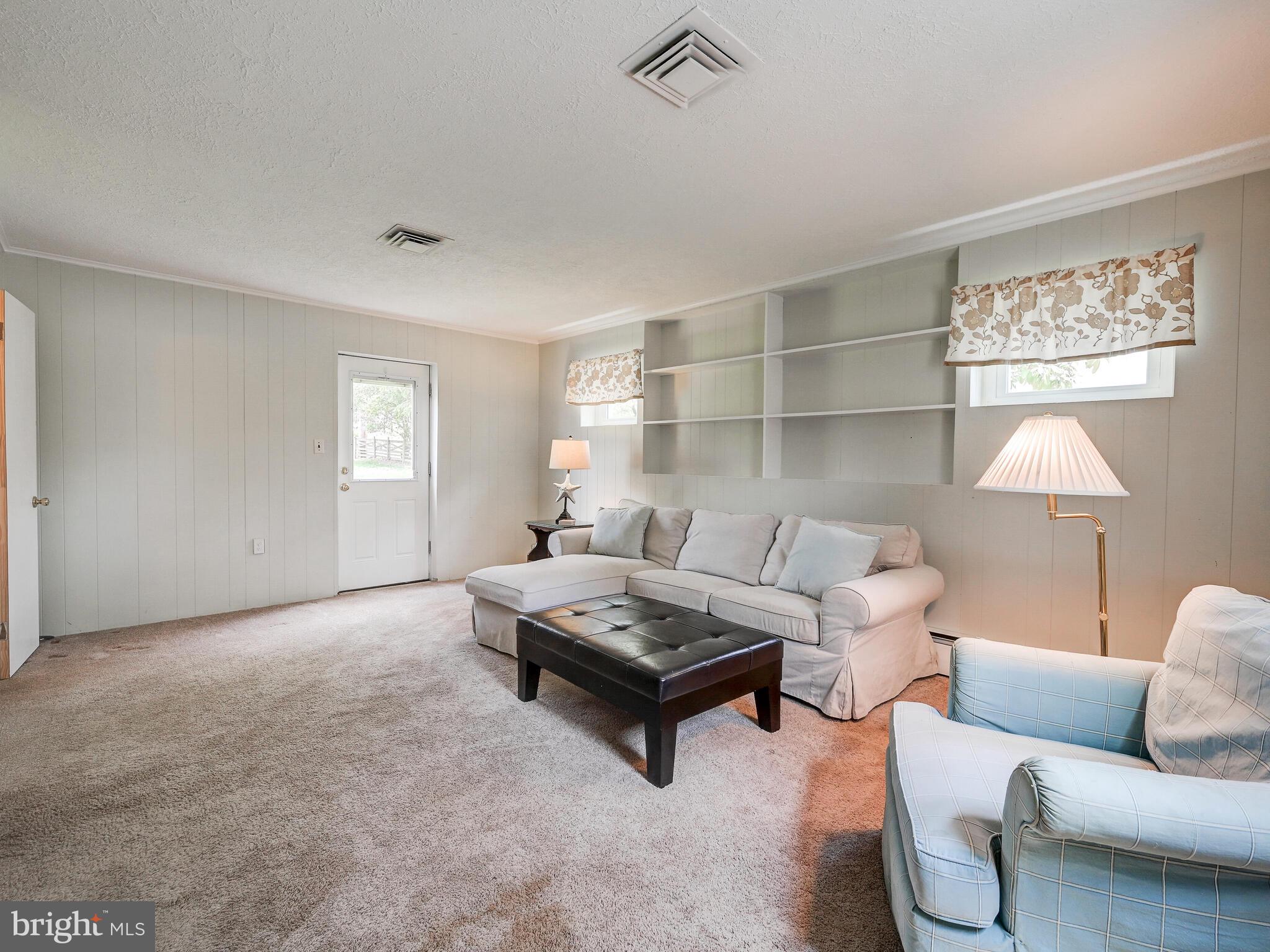 MINE BANK - Residential