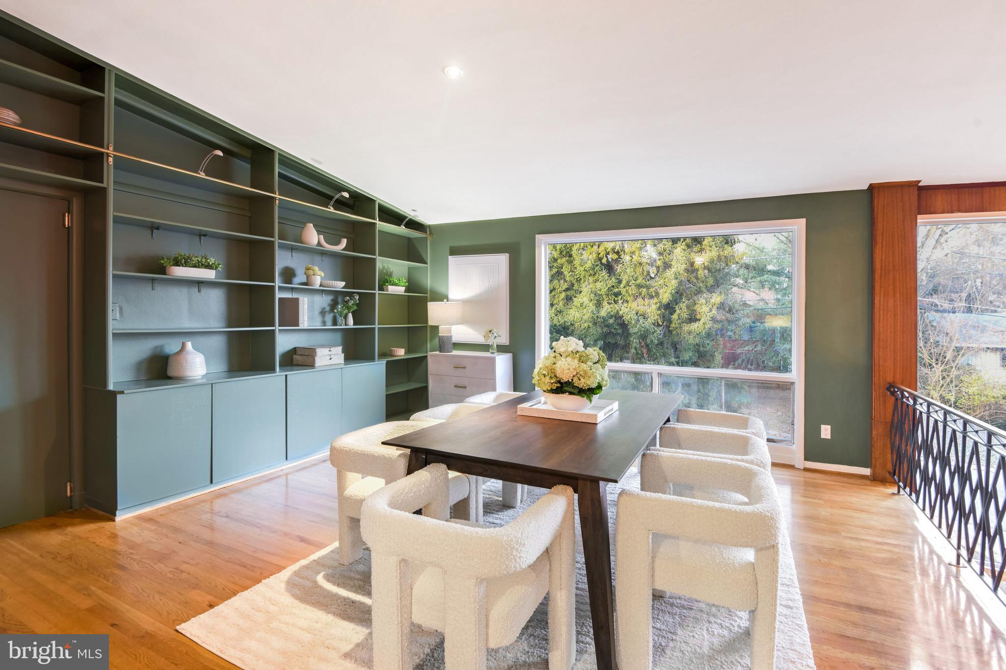 HIGH POINT - Residential