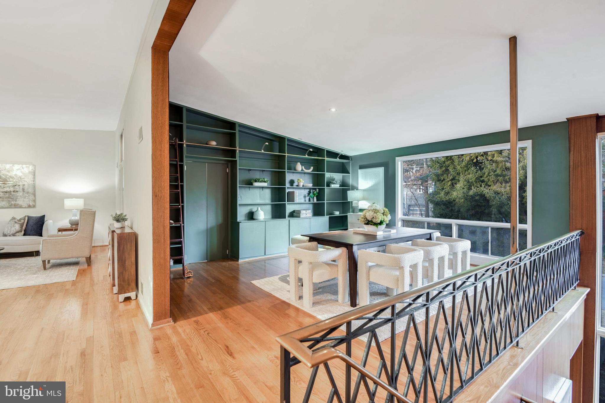 HIGH POINT - Residential