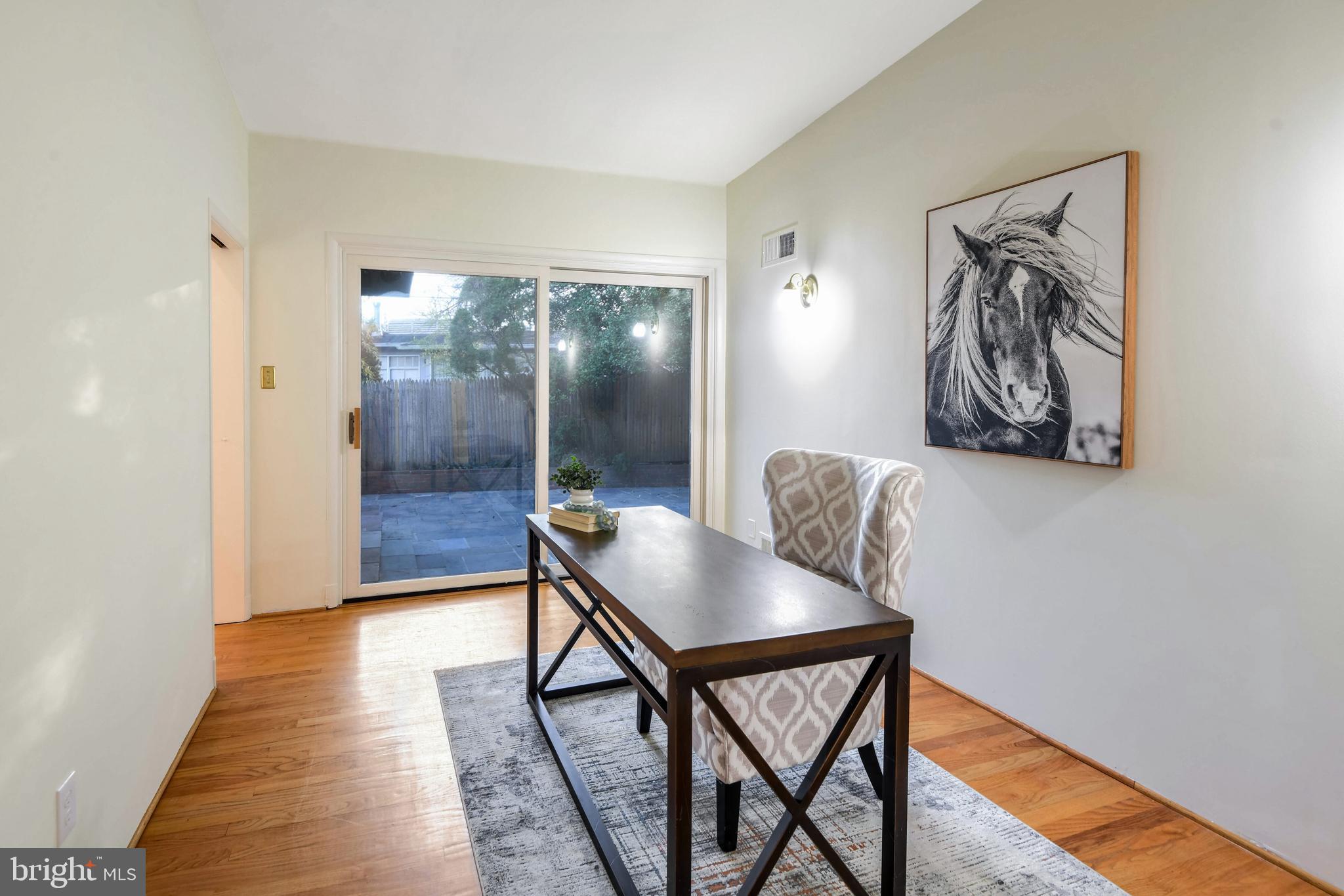 HIGH POINT - Residential