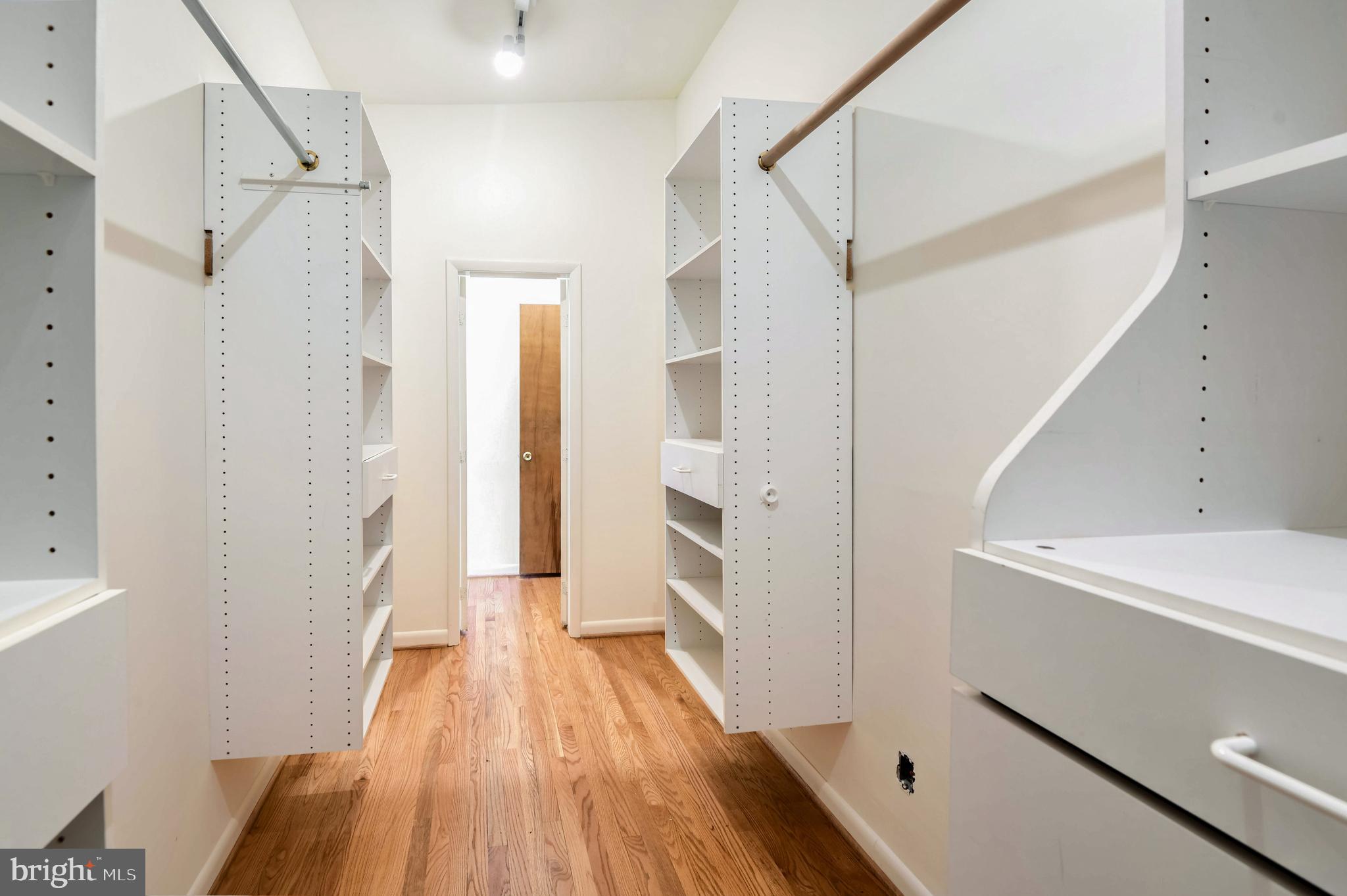 HIGH POINT - Residential