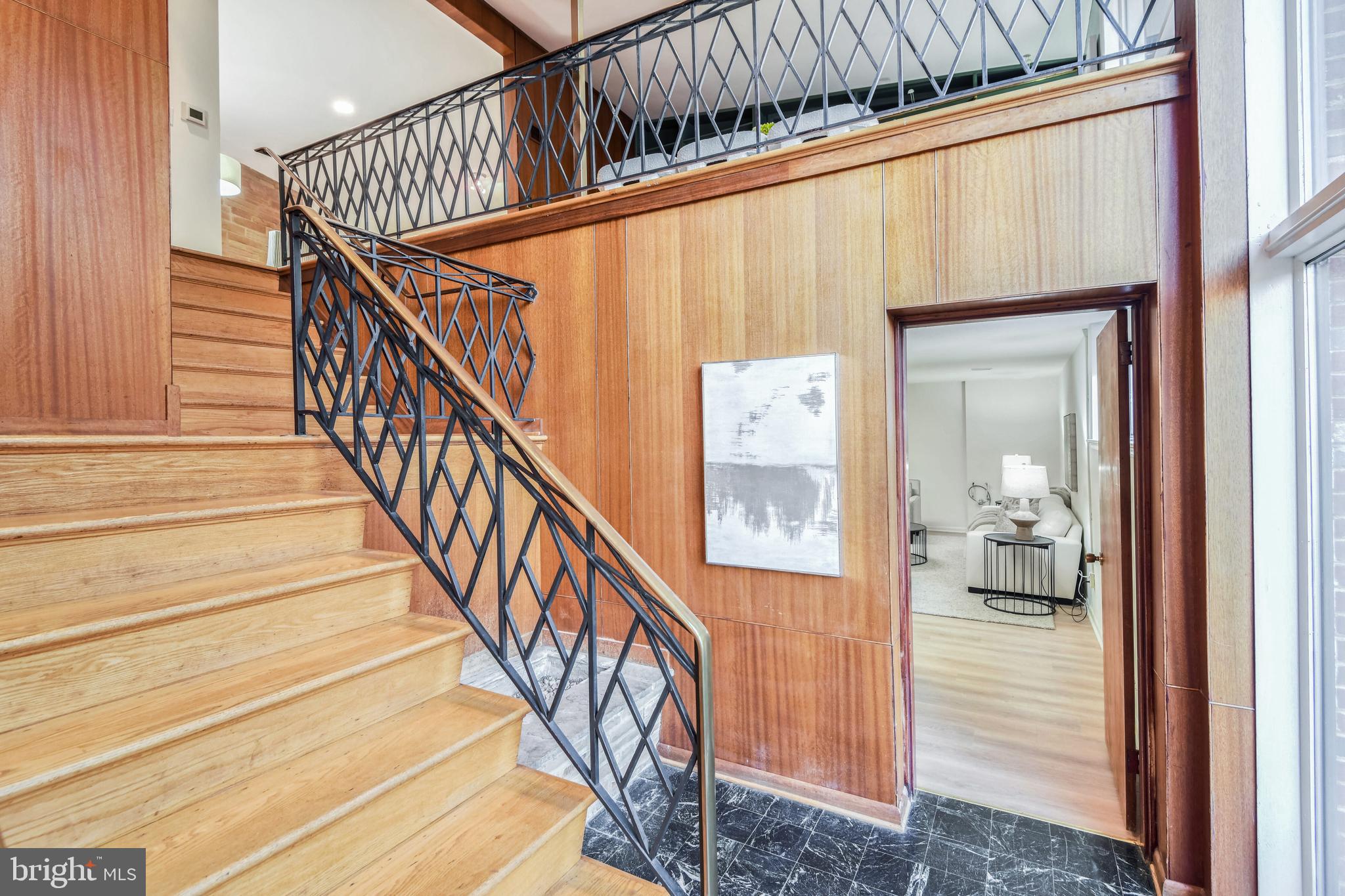 HIGH POINT - Residential