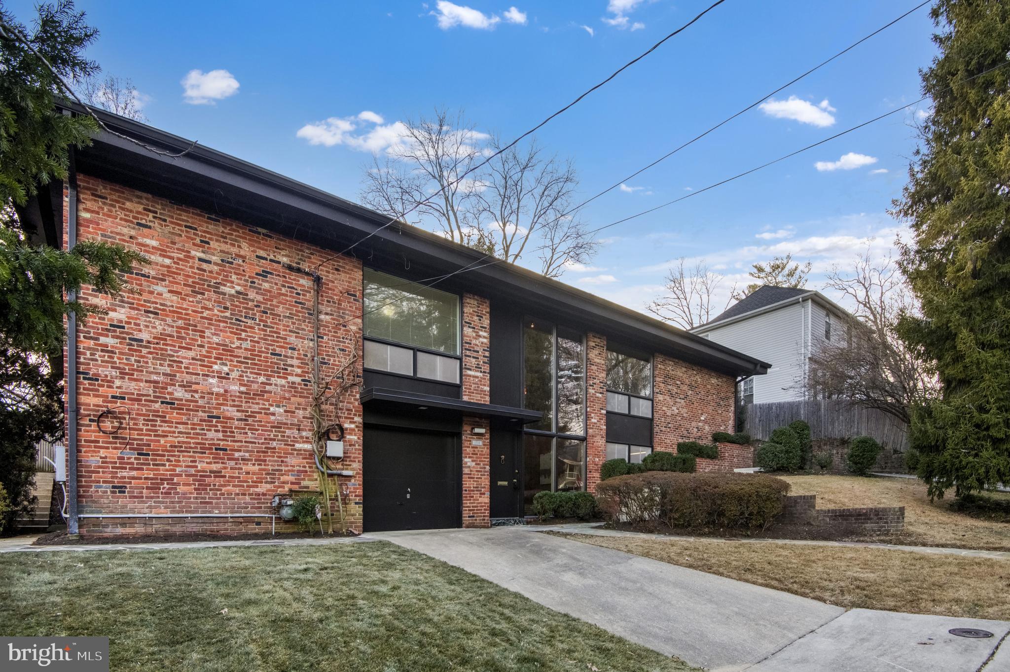 HIGH POINT - Residential