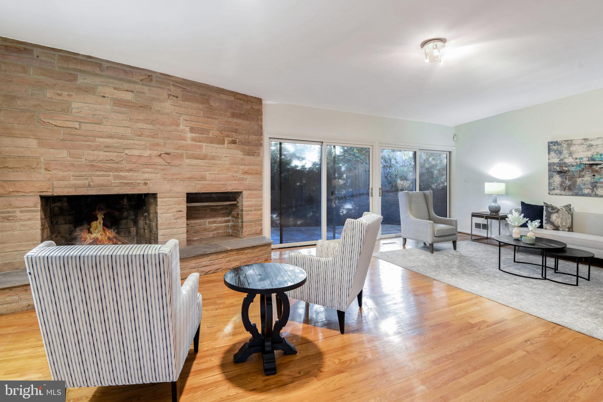 HIGH POINT - Residential