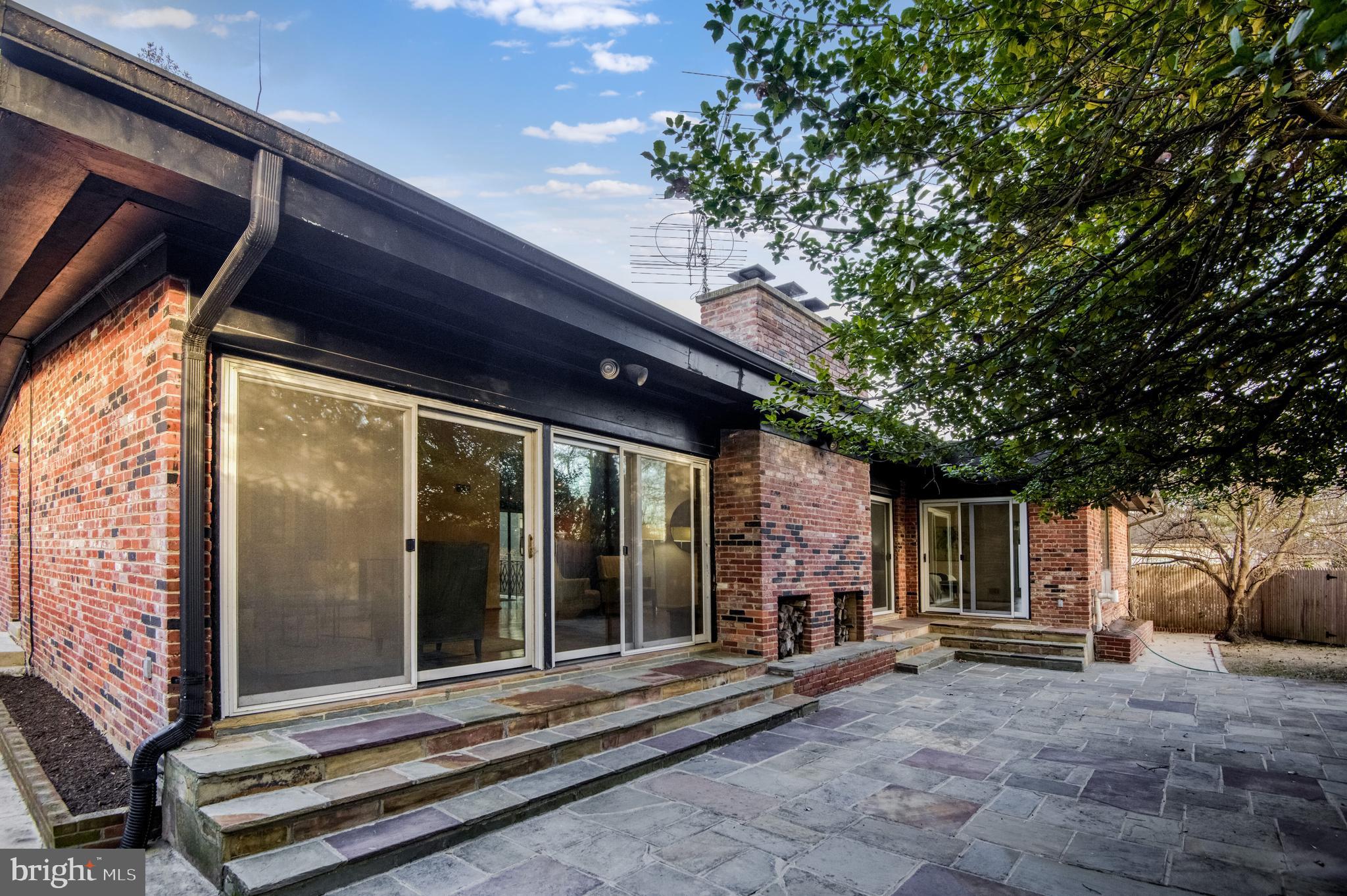 HIGH POINT - Residential