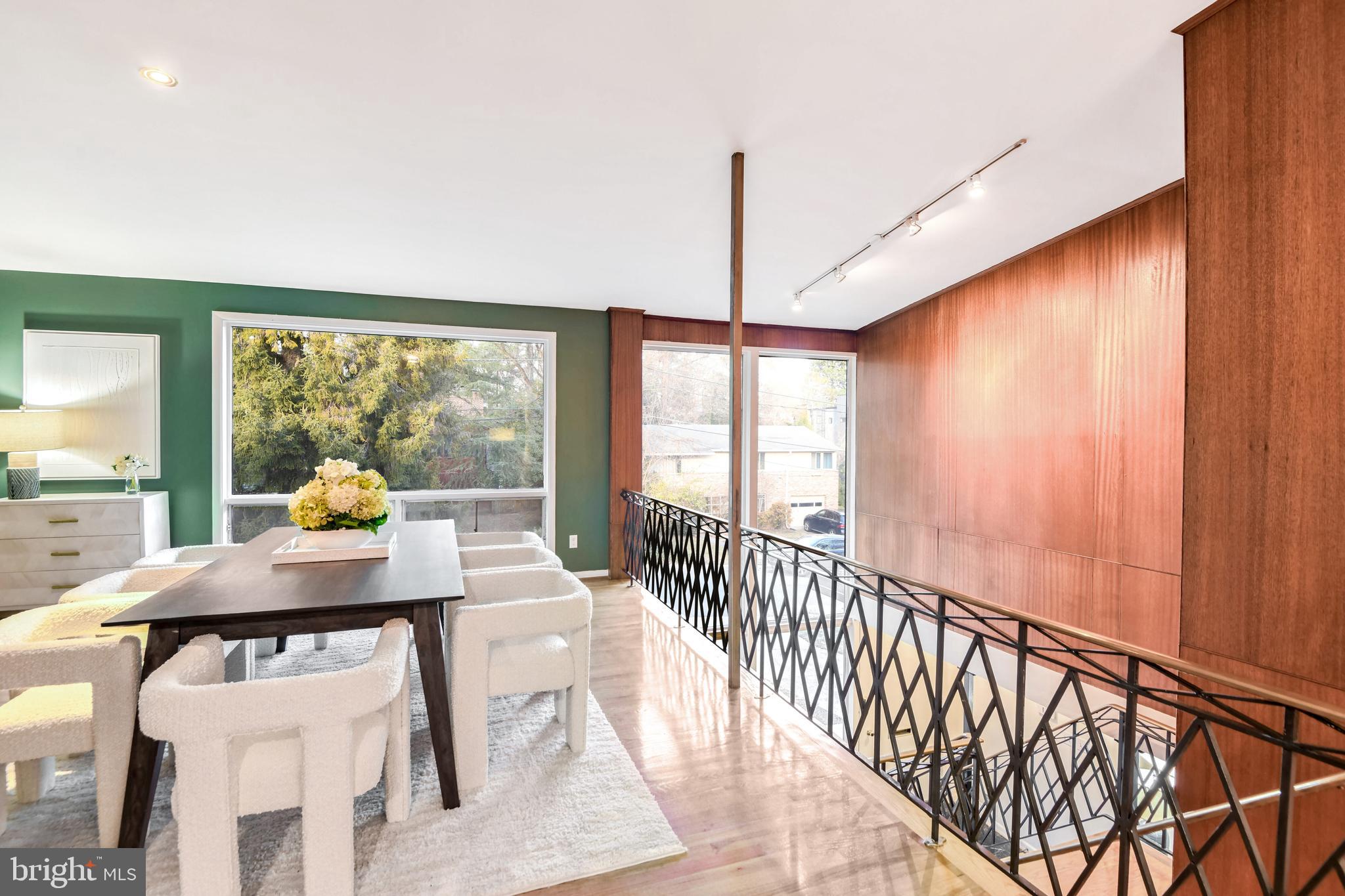 HIGH POINT - Residential