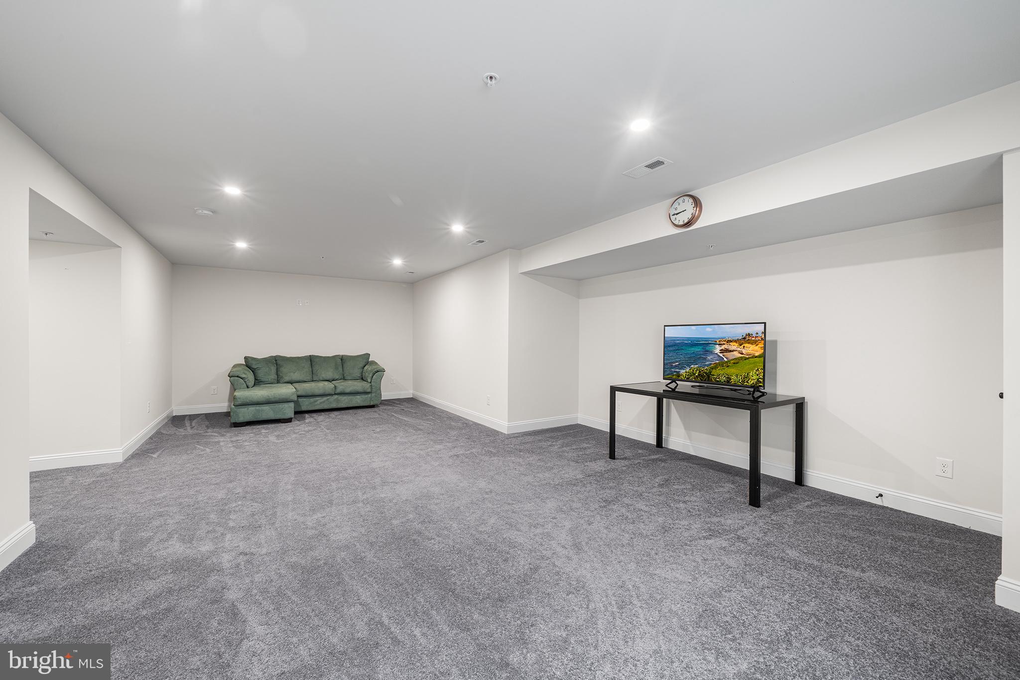 ENCLAVE AT RIDGEWOOD - Residential