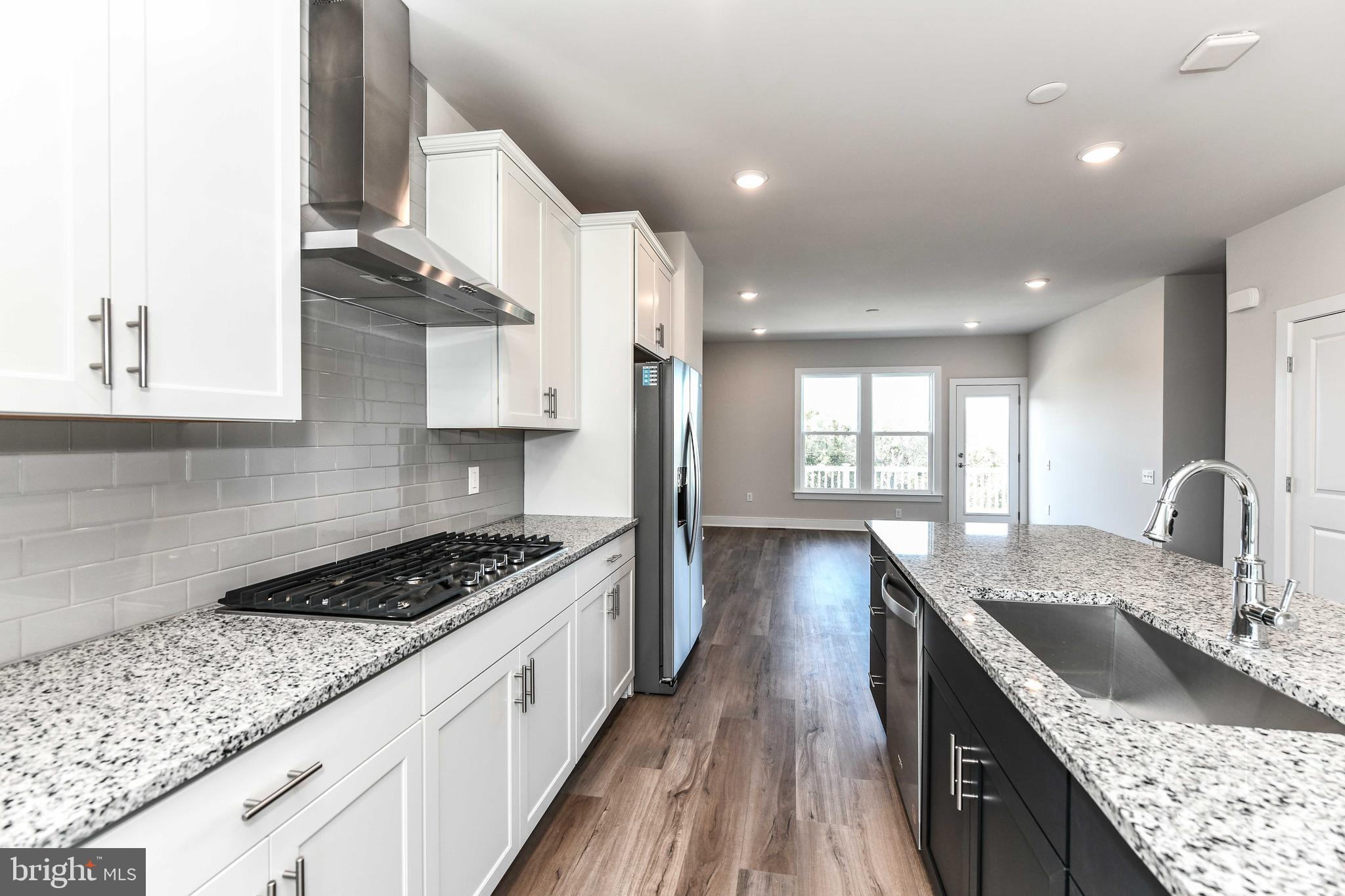 POTOMAC SHORES - Residential Lease