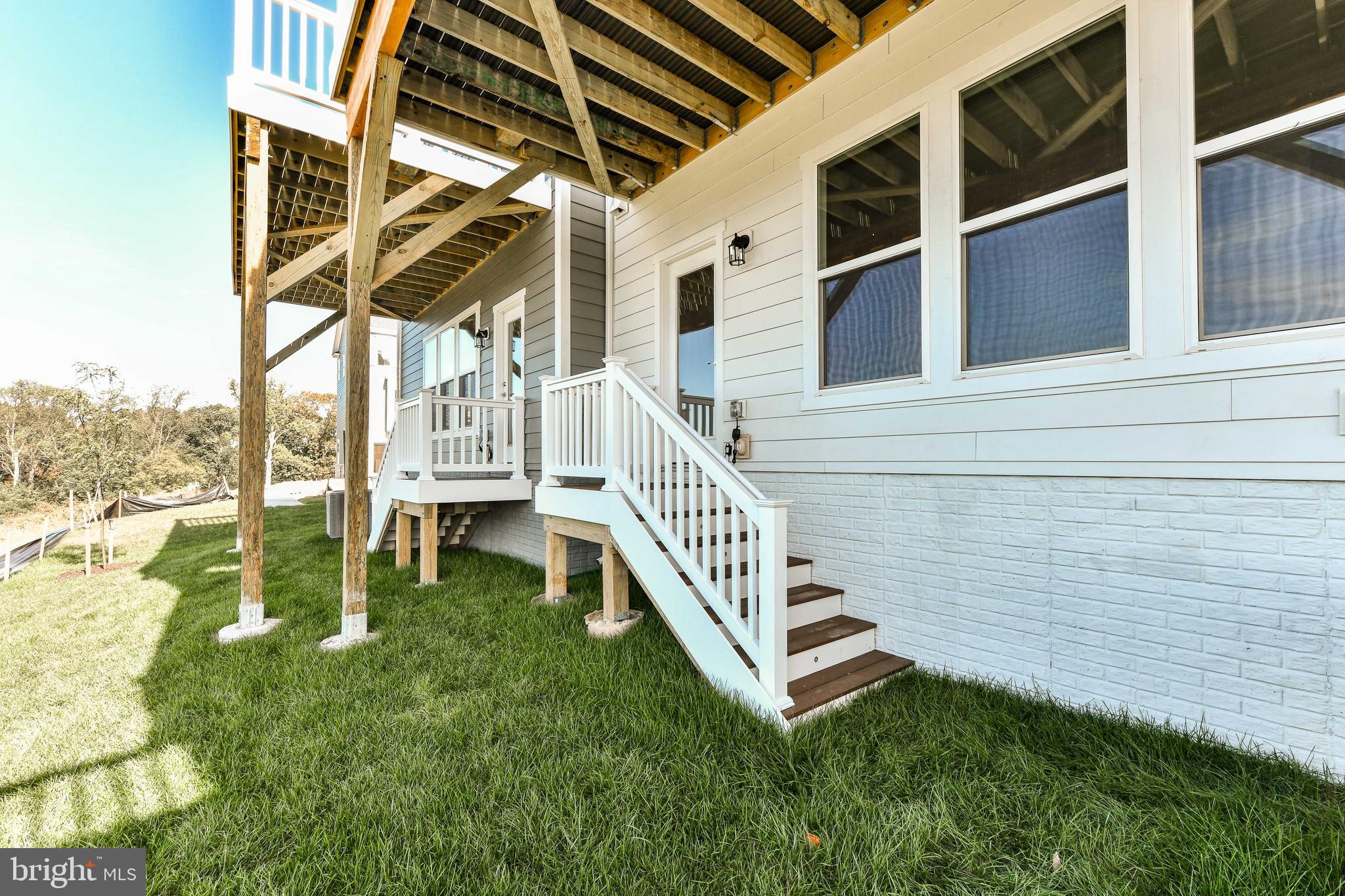 POTOMAC SHORES - Residential Lease