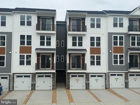 Photo of 82 Valerian Loop #2, STAFFORD, VA 22554 (MLS # VAST2048800)
