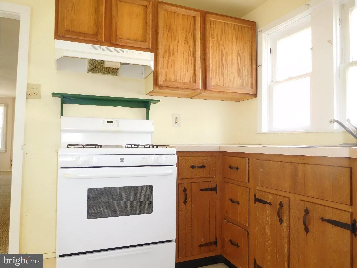 Pitman, New Jersey 08071, United States, 2 Bedrooms Bedrooms, ,1 BathroomBathrooms,Residential,Pending,109485