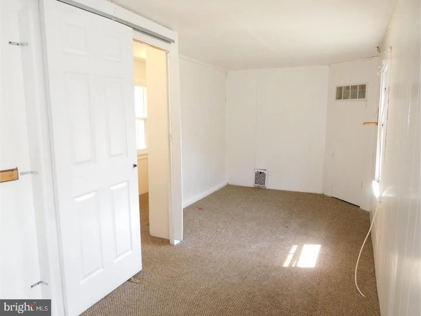 Pitman, New Jersey 08071, United States, 2 Bedrooms Bedrooms, ,1 BathroomBathrooms,Residential,Pending,109485