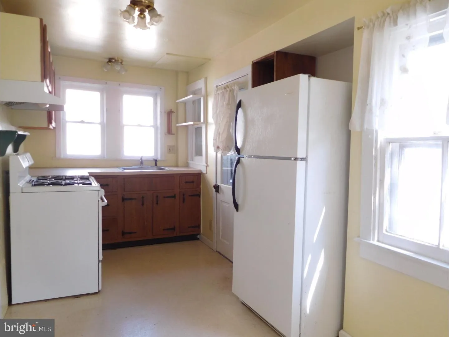 Pitman, New Jersey 08071, United States, 2 Bedrooms Bedrooms, ,1 BathroomBathrooms,Residential,Pending,109485