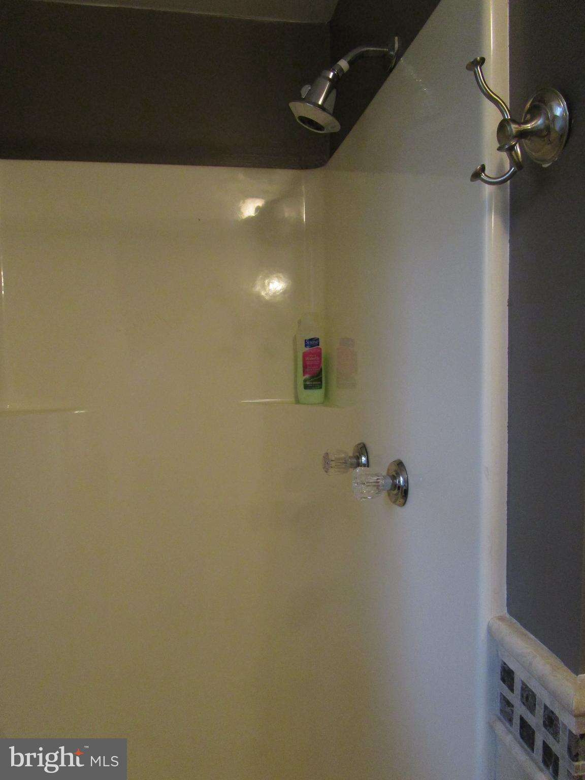 UNIVERSITY PARK - Residential Lease