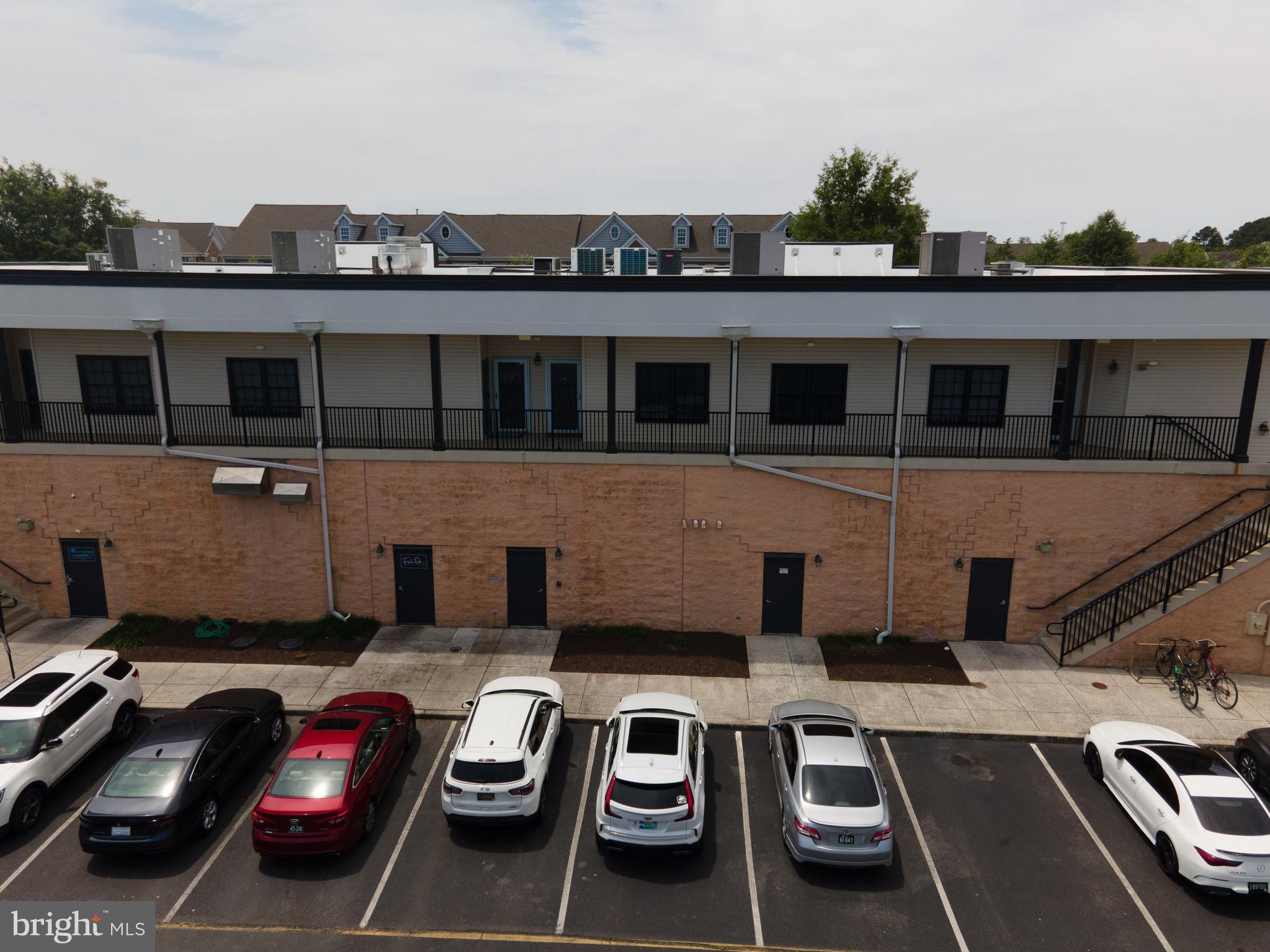 17300 N VILLAGE MAIN BOULEVARD 62