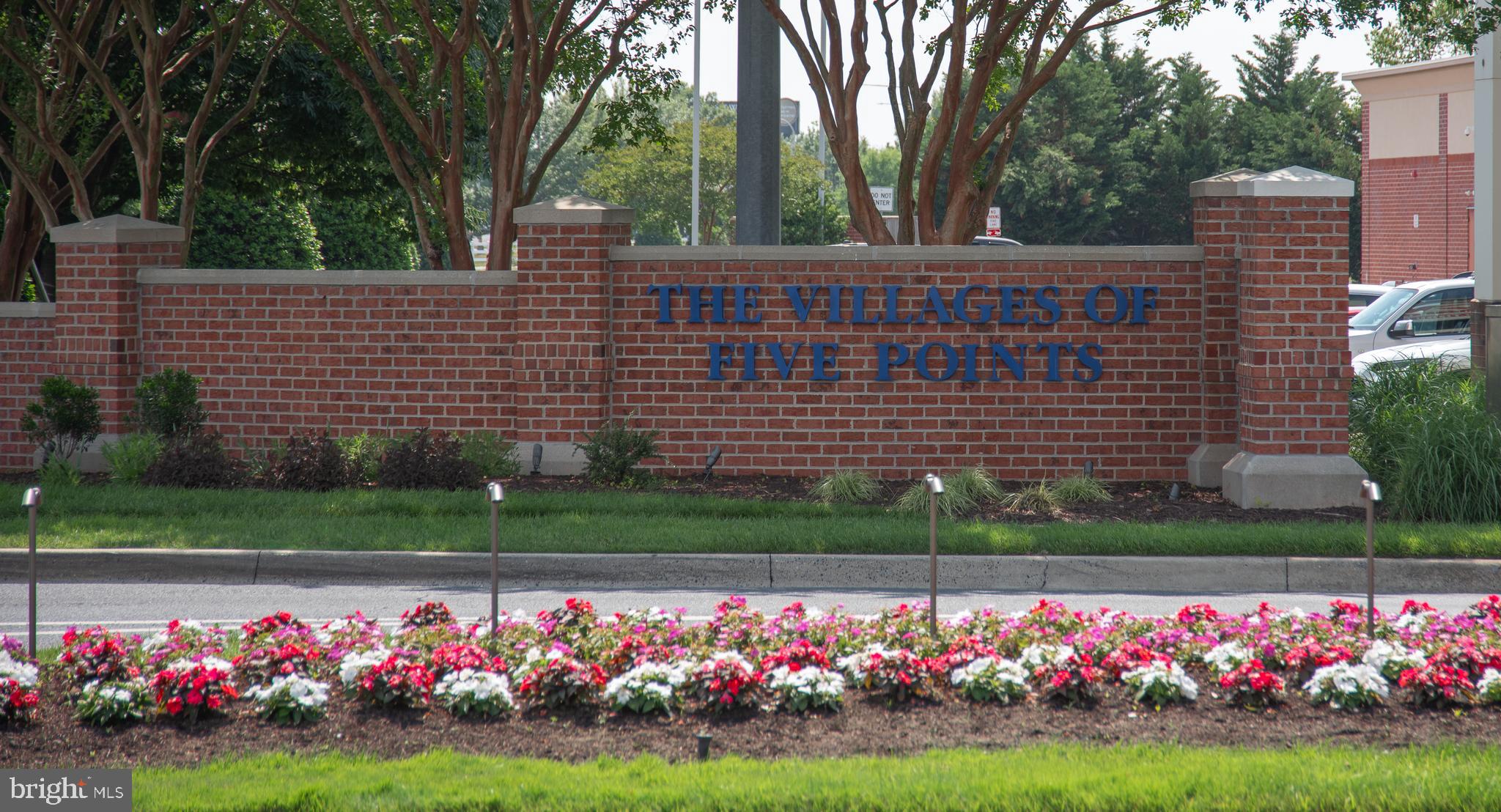 17300 N VILLAGE MAIN BOULEVARD 62