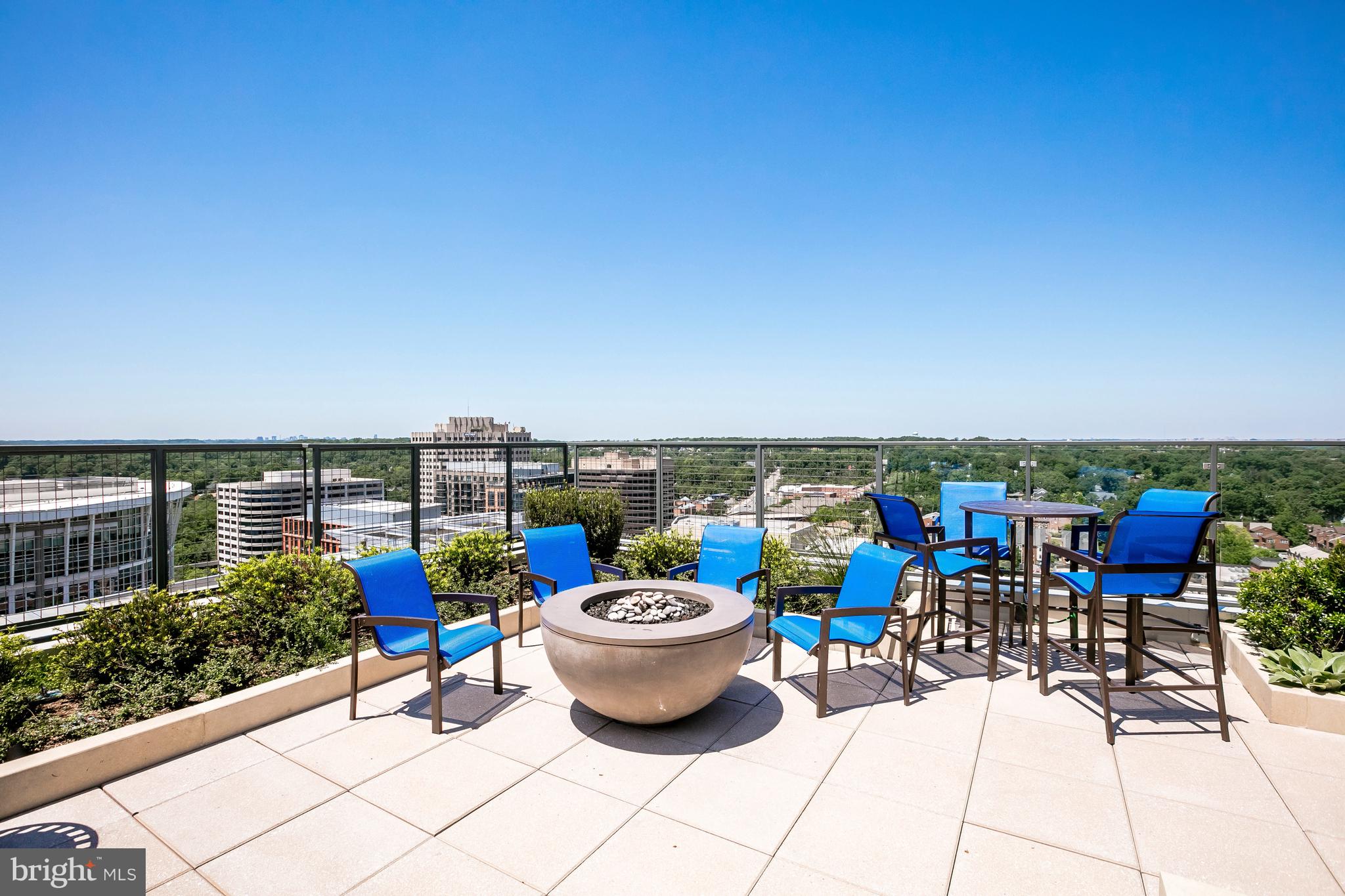 CONTINENTAL - Residential