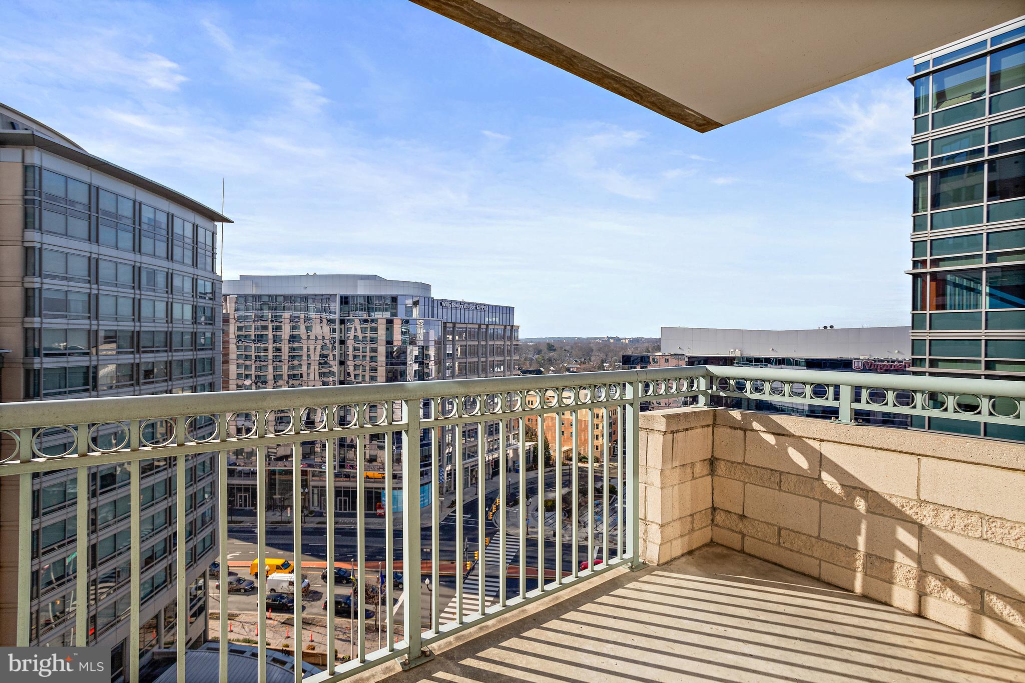 CONTINENTAL - Residential