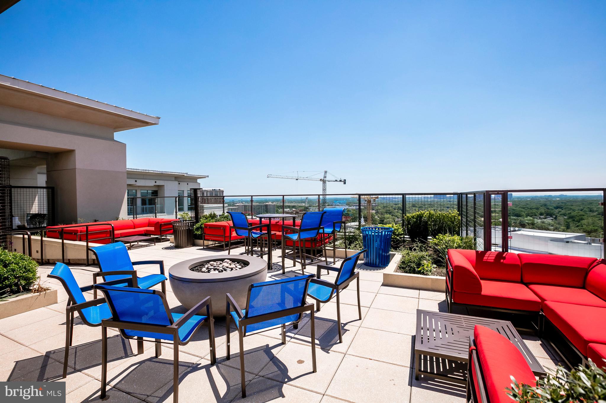 CONTINENTAL - Residential