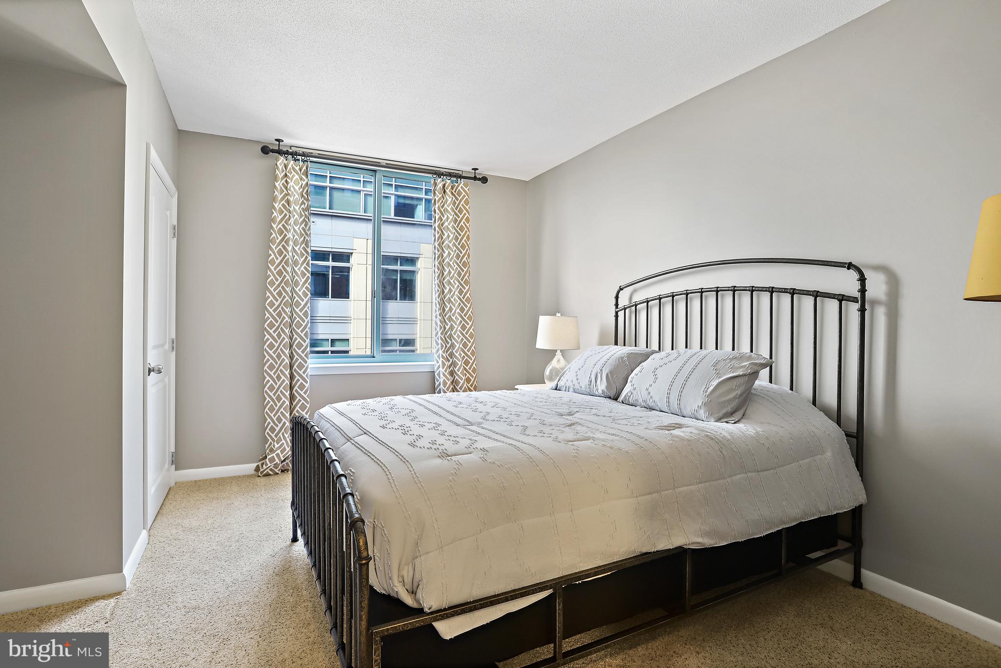 CONTINENTAL - Residential