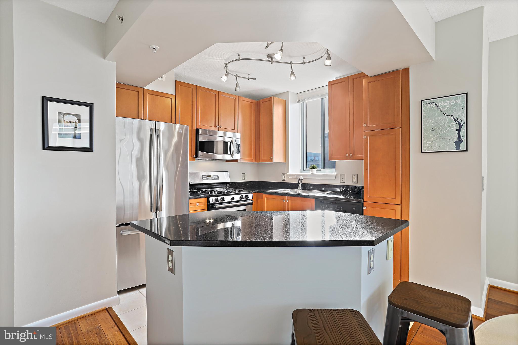 CONTINENTAL - Residential