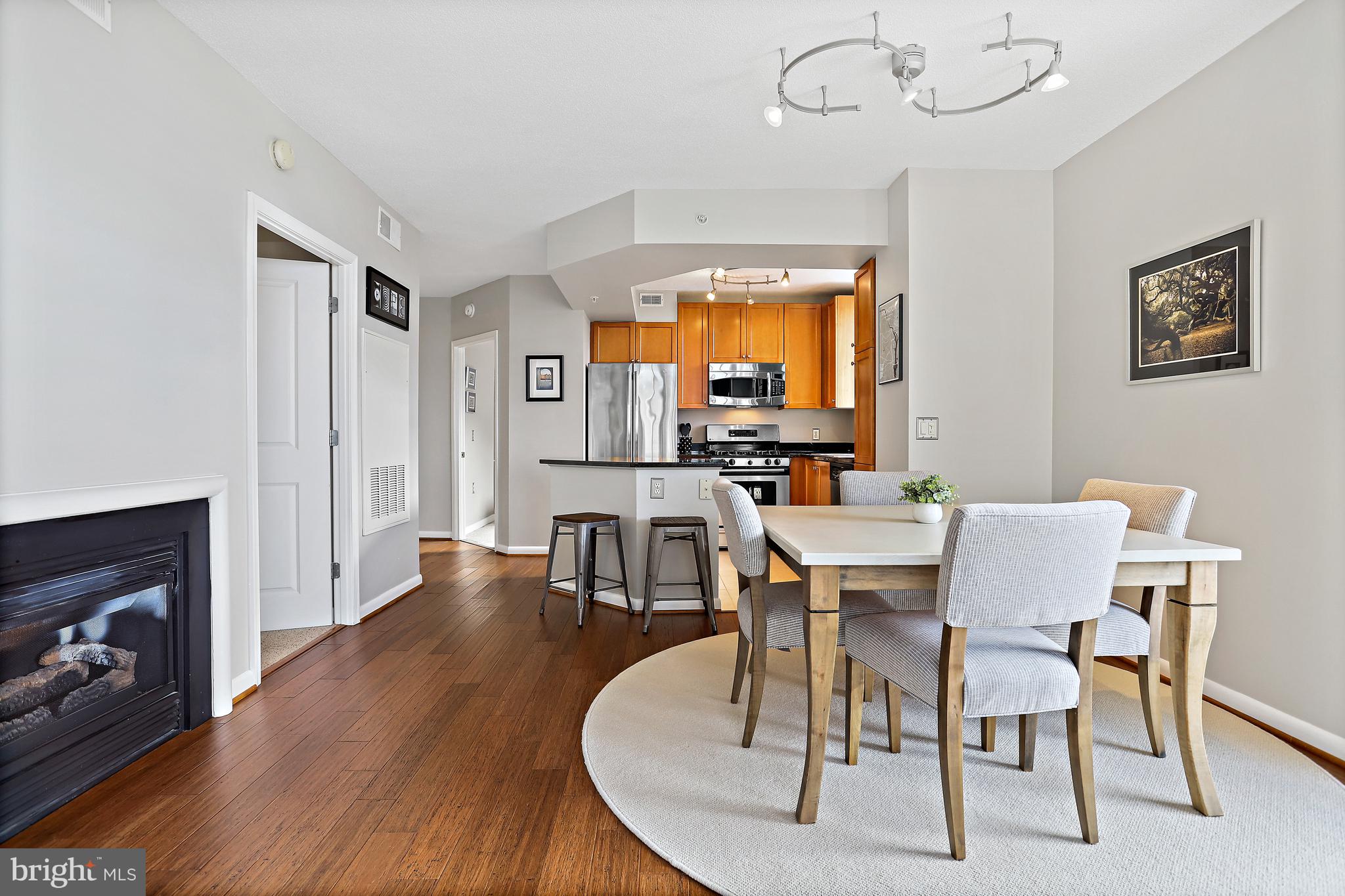 CONTINENTAL - Residential