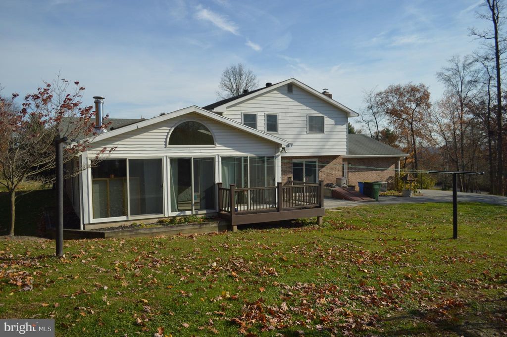 Photo of 6605 Woodland Drive, SPRING GROVE, PA 17362 (MLS # PAYK2092992)