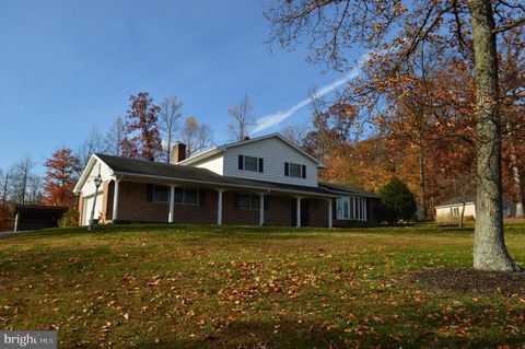 6605 WOODLAND DRIVE SPRING GROVE PA 17362