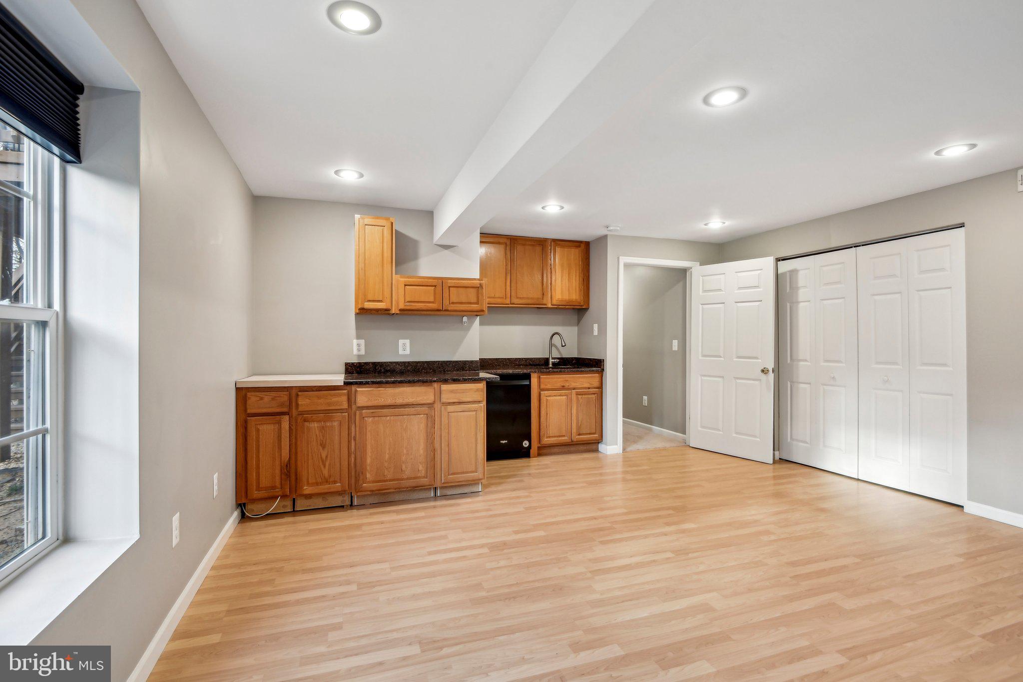 LAURIANNE WOODS - Residential