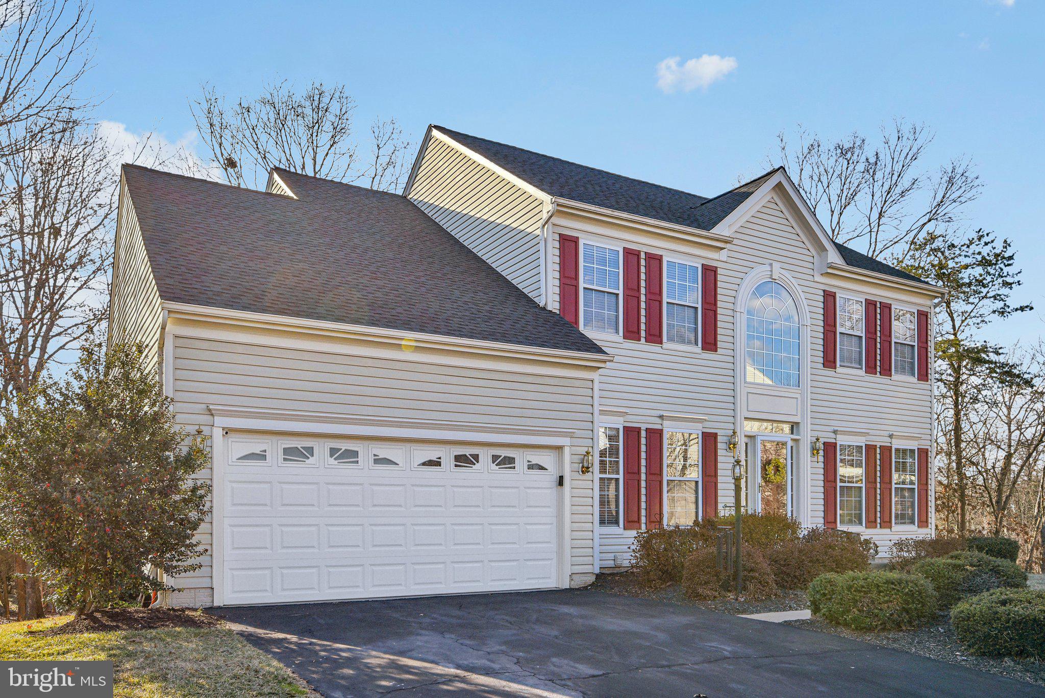 LAURIANNE WOODS - Residential